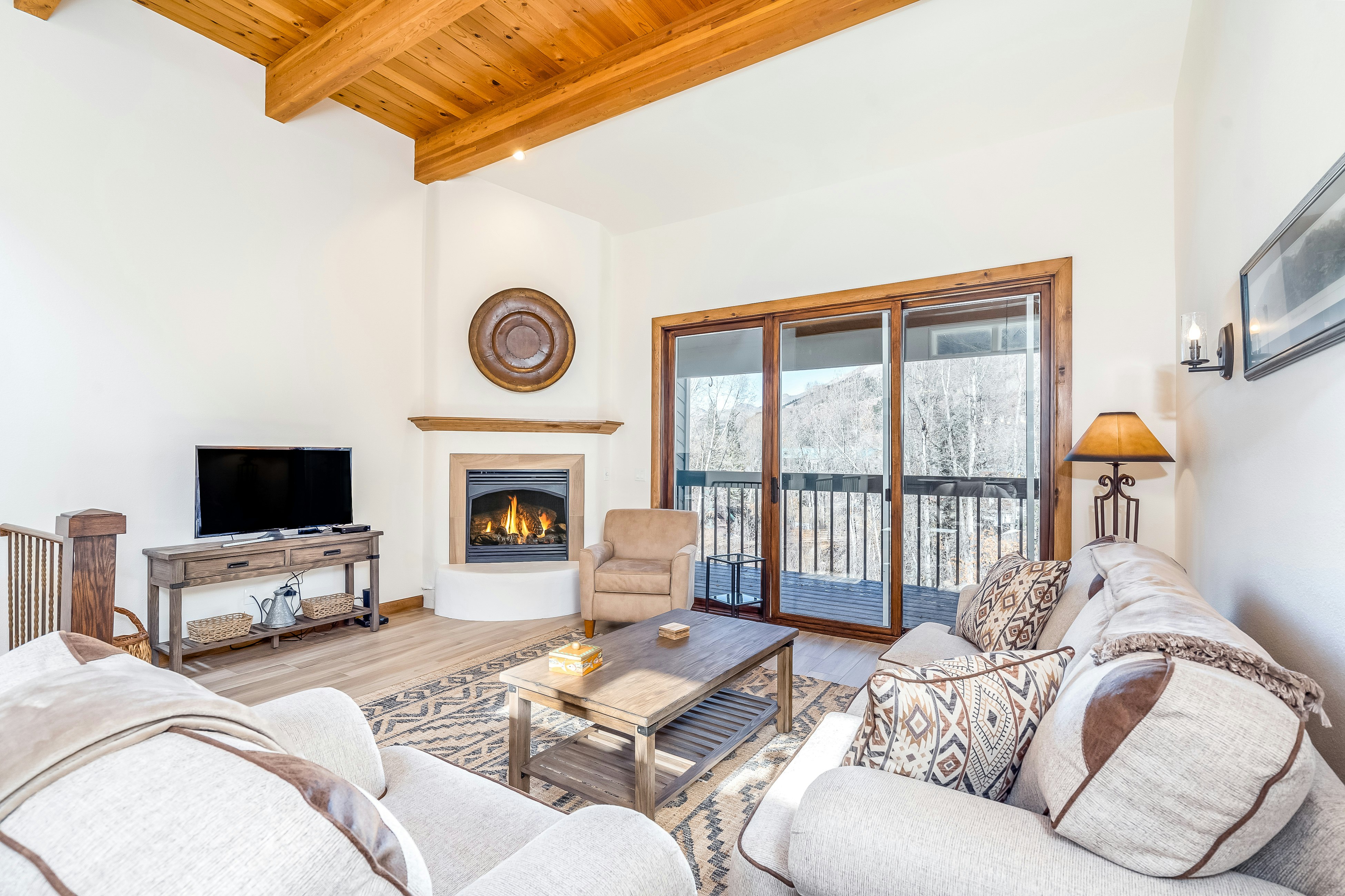 Riverside C203 - Riverside Owl