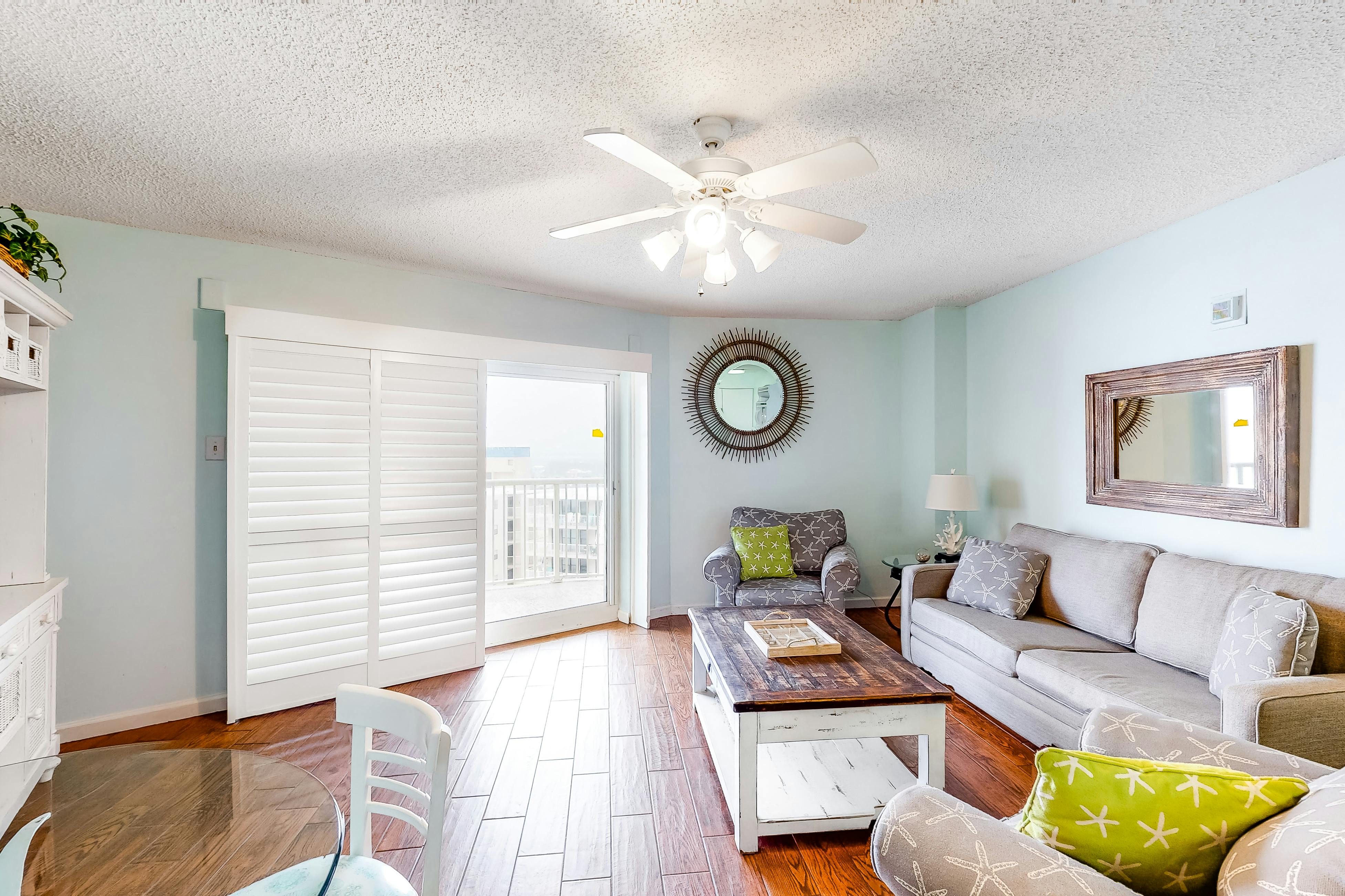 The Tradewinds Condo Rentals Orange Beach, AL Vacasa
