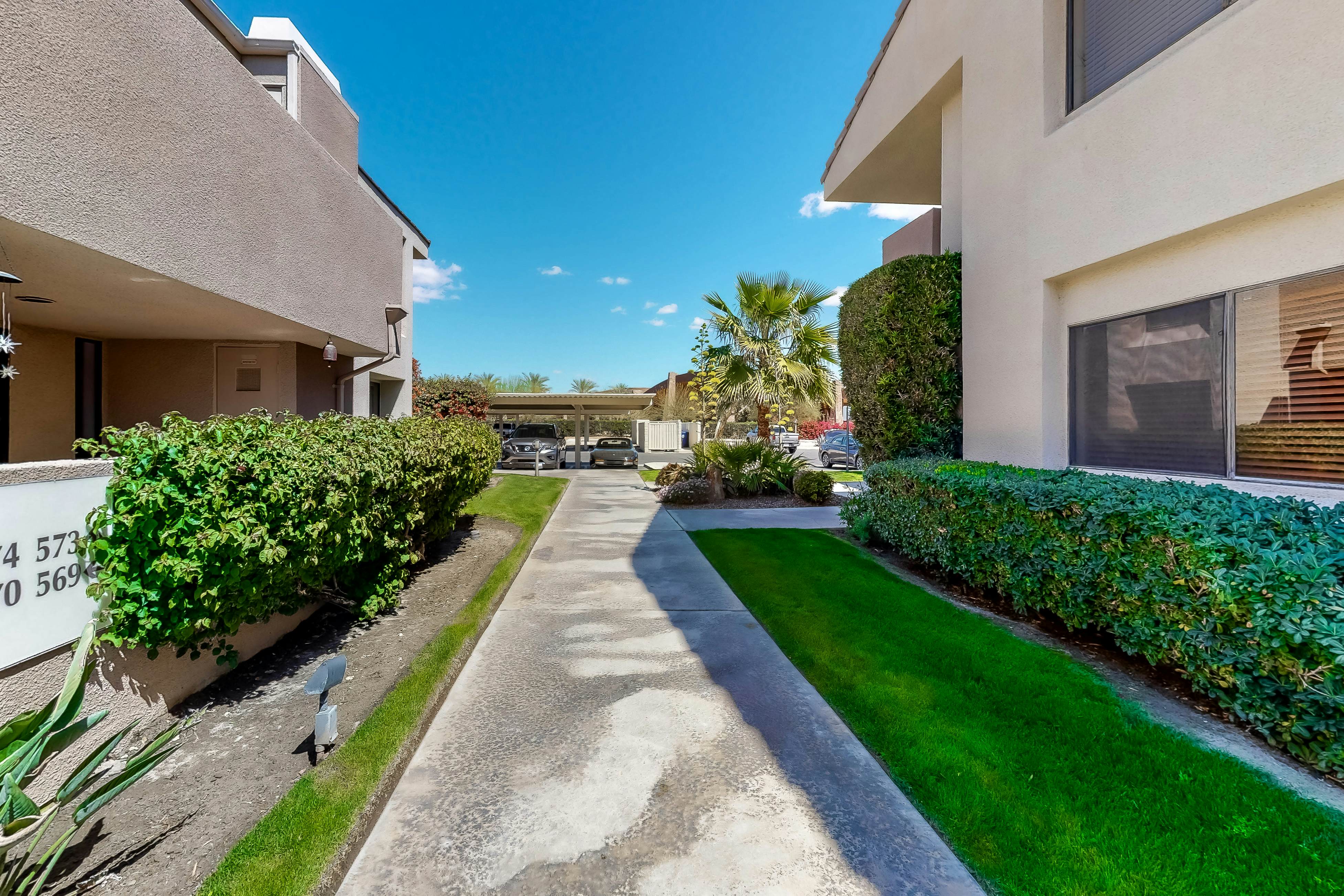 Plaza Villa Downtown Condo - 2877