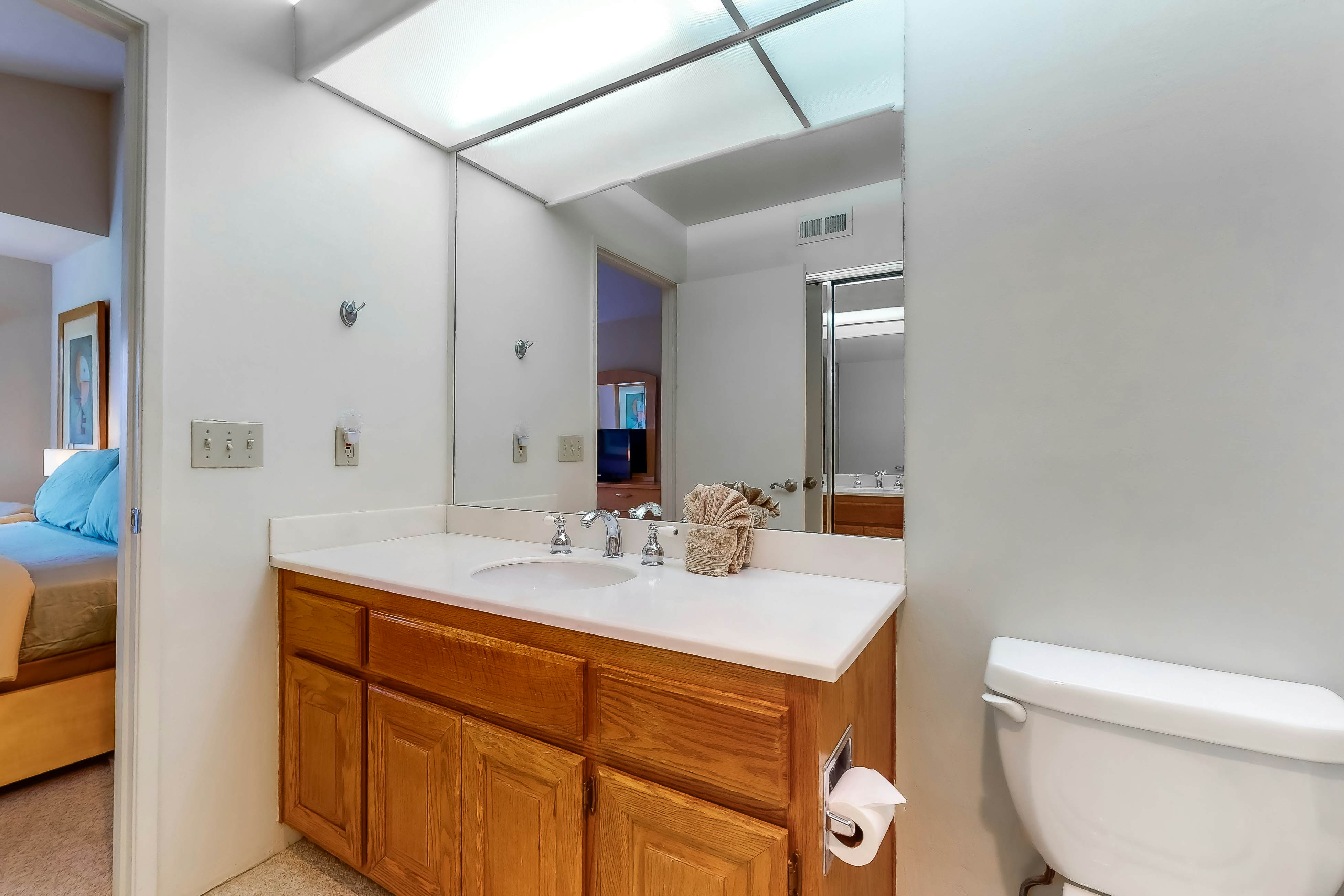 Plaza Villa Downtown Condo - 2877