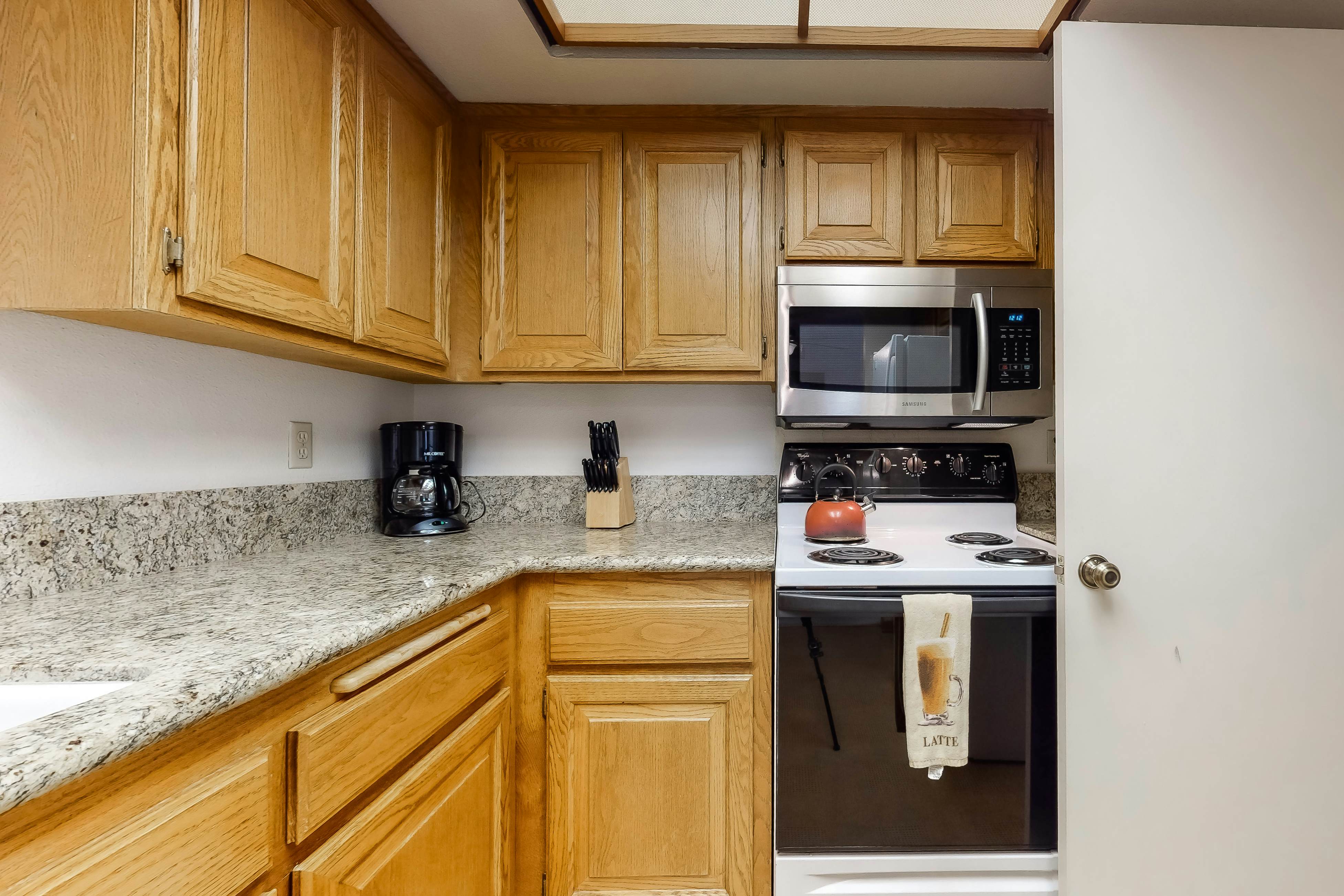 Plaza Villa Downtown Condo - 2877