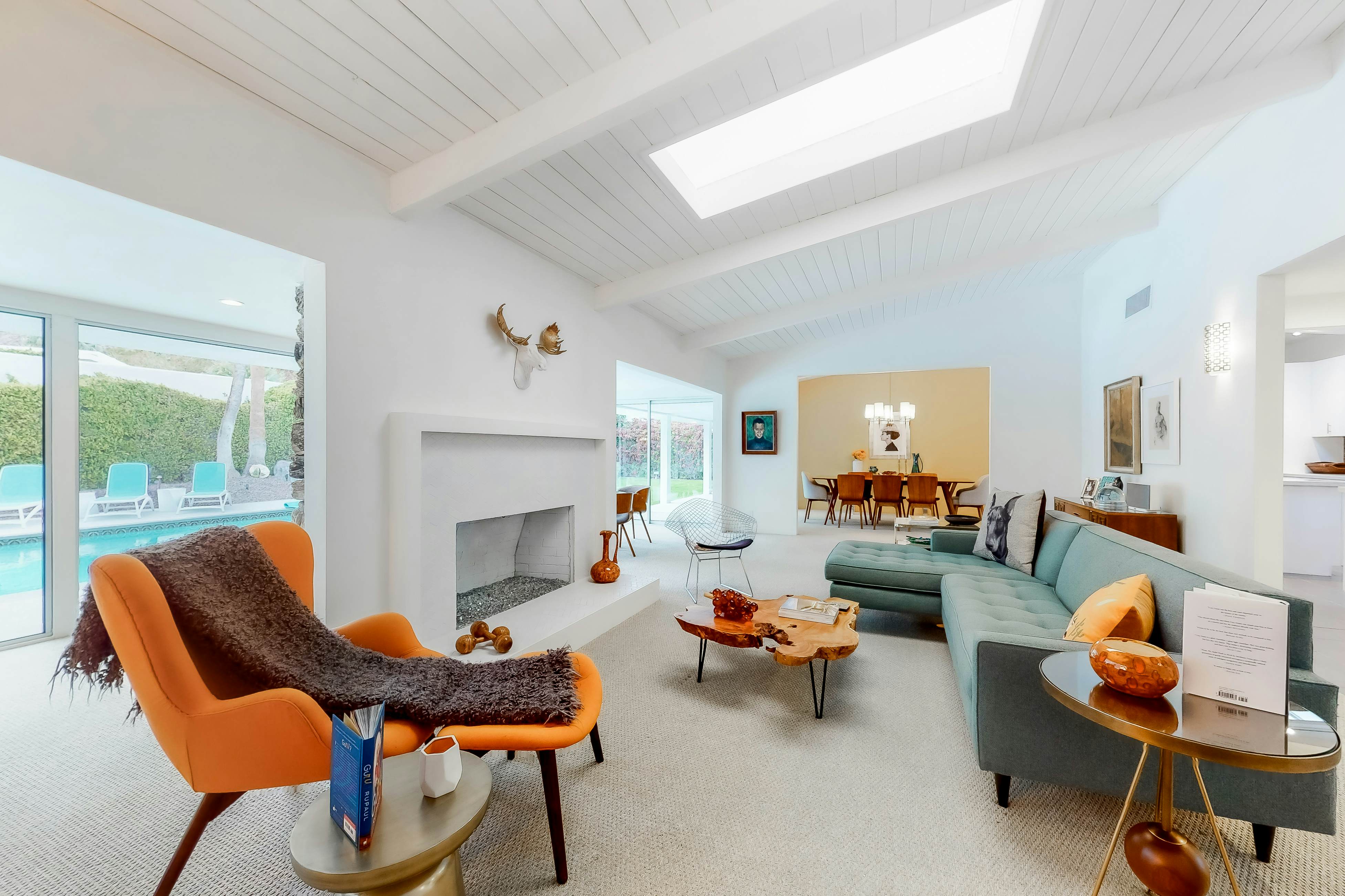 Palm Springs Style - 2875