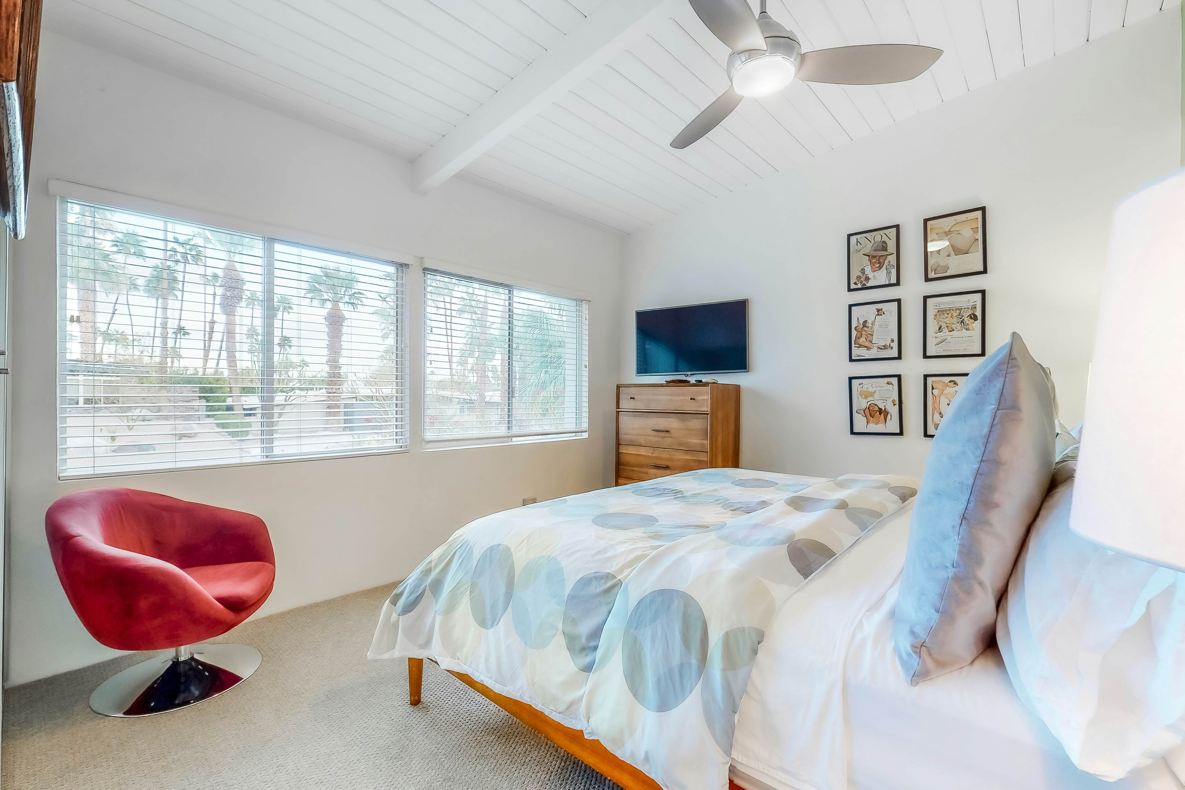 Palm Springs Style - 2875