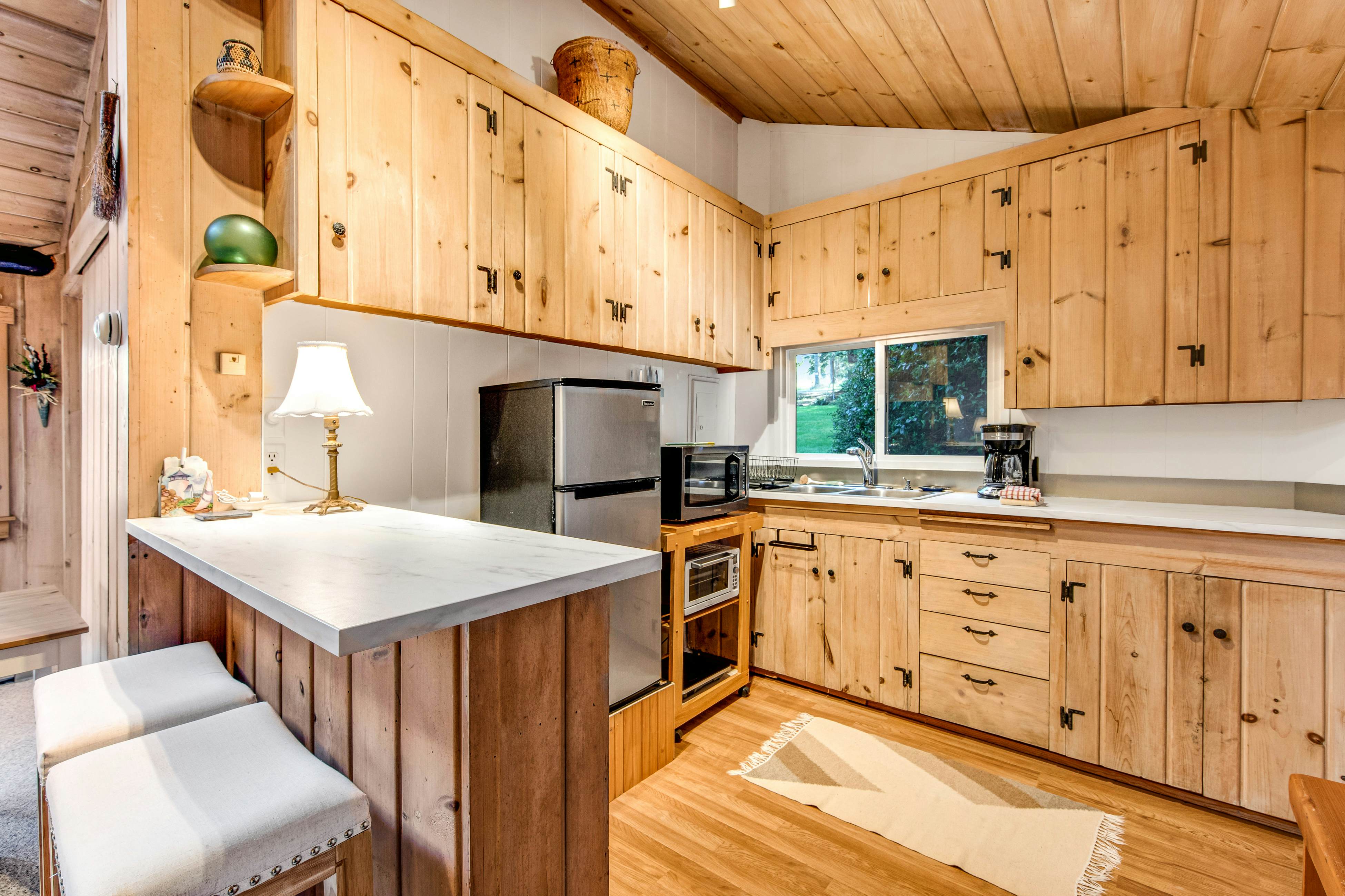 Cozy Cottage by the Sea