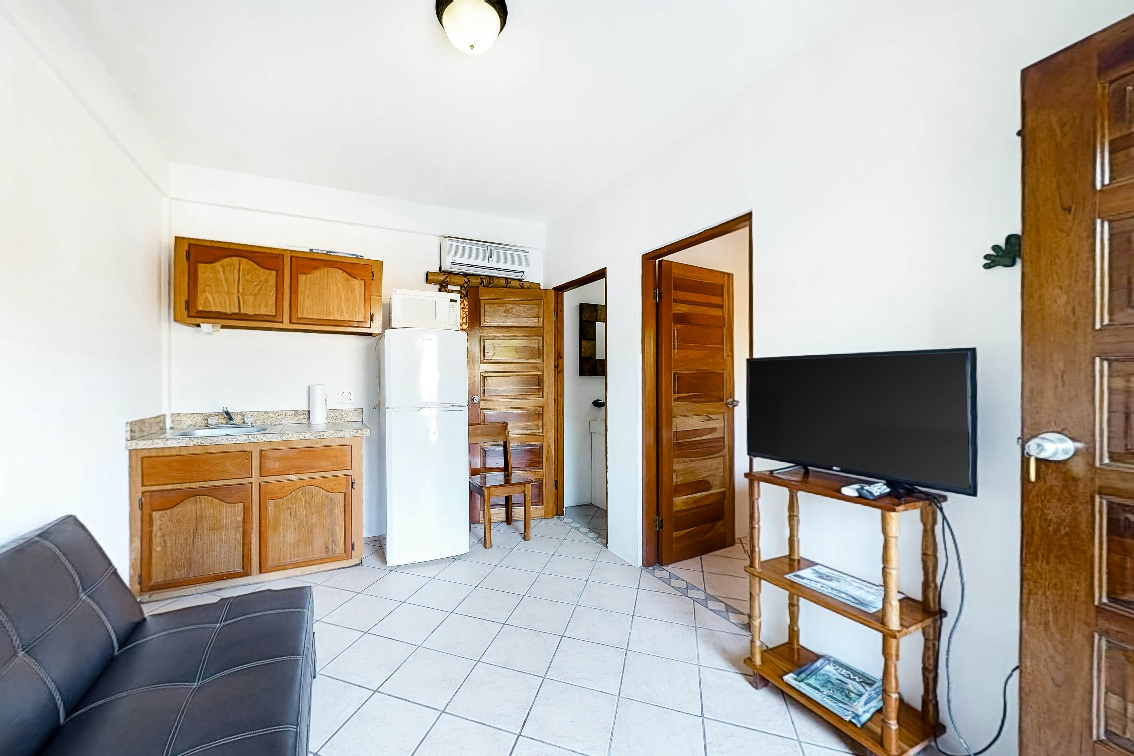 Witz Suite at Mayan Falls  -Gold Standard and Safe Corridor Certified