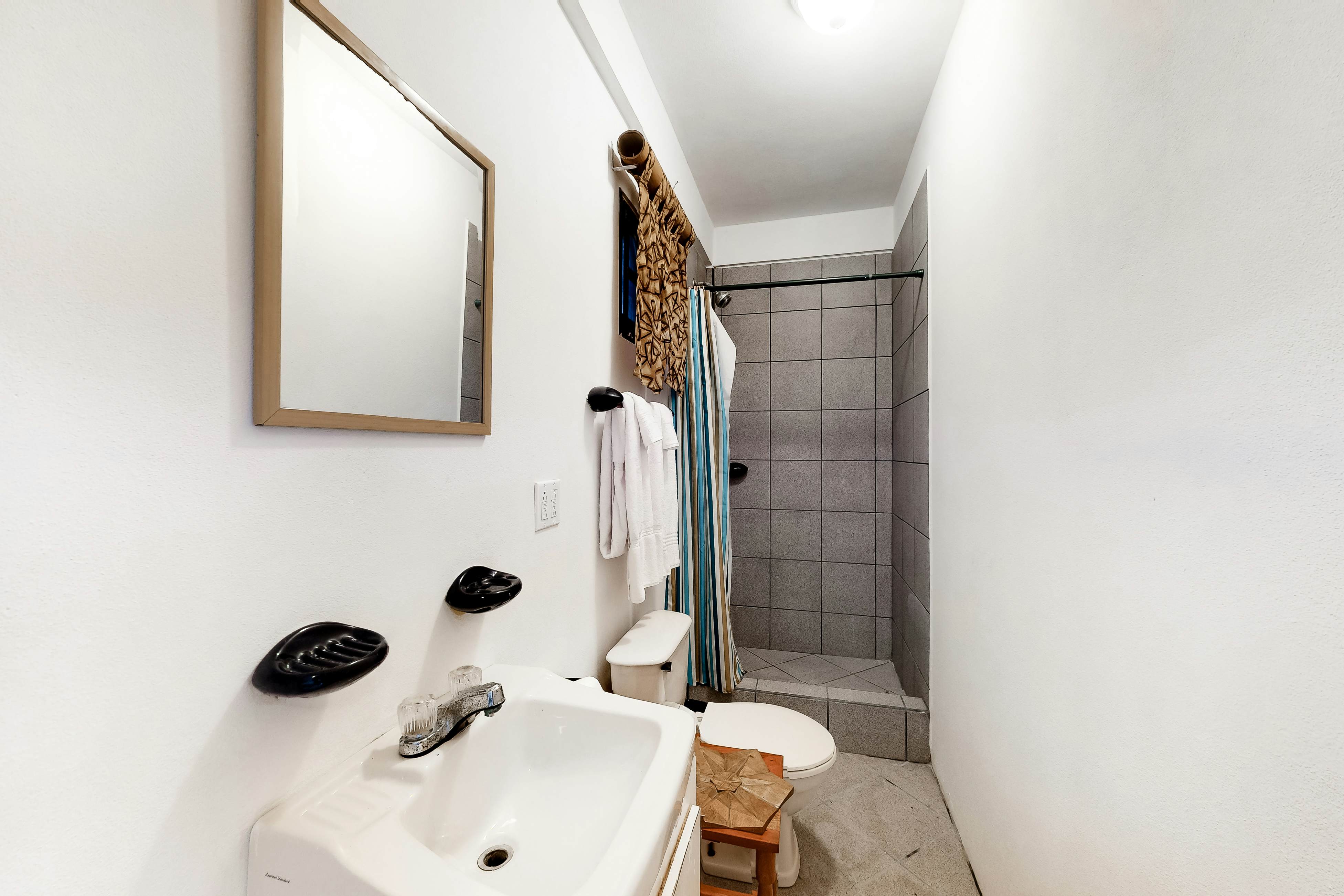 Yax Suite at Mayan Falls  -Gold Standard and Safe Corridor Certified