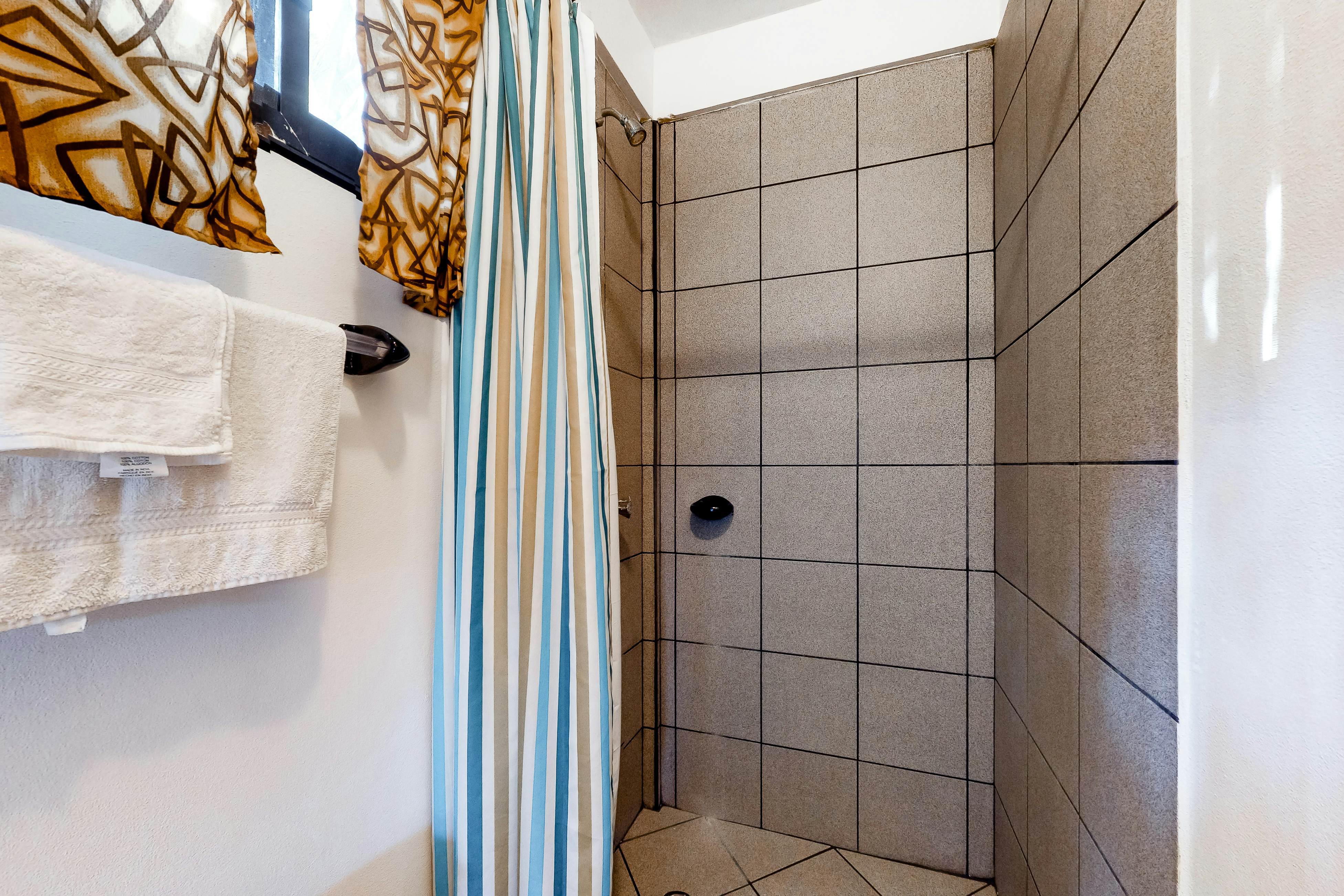 Naj Suite at Mayan Falls -Gold Standard and Safe Corridor Certified