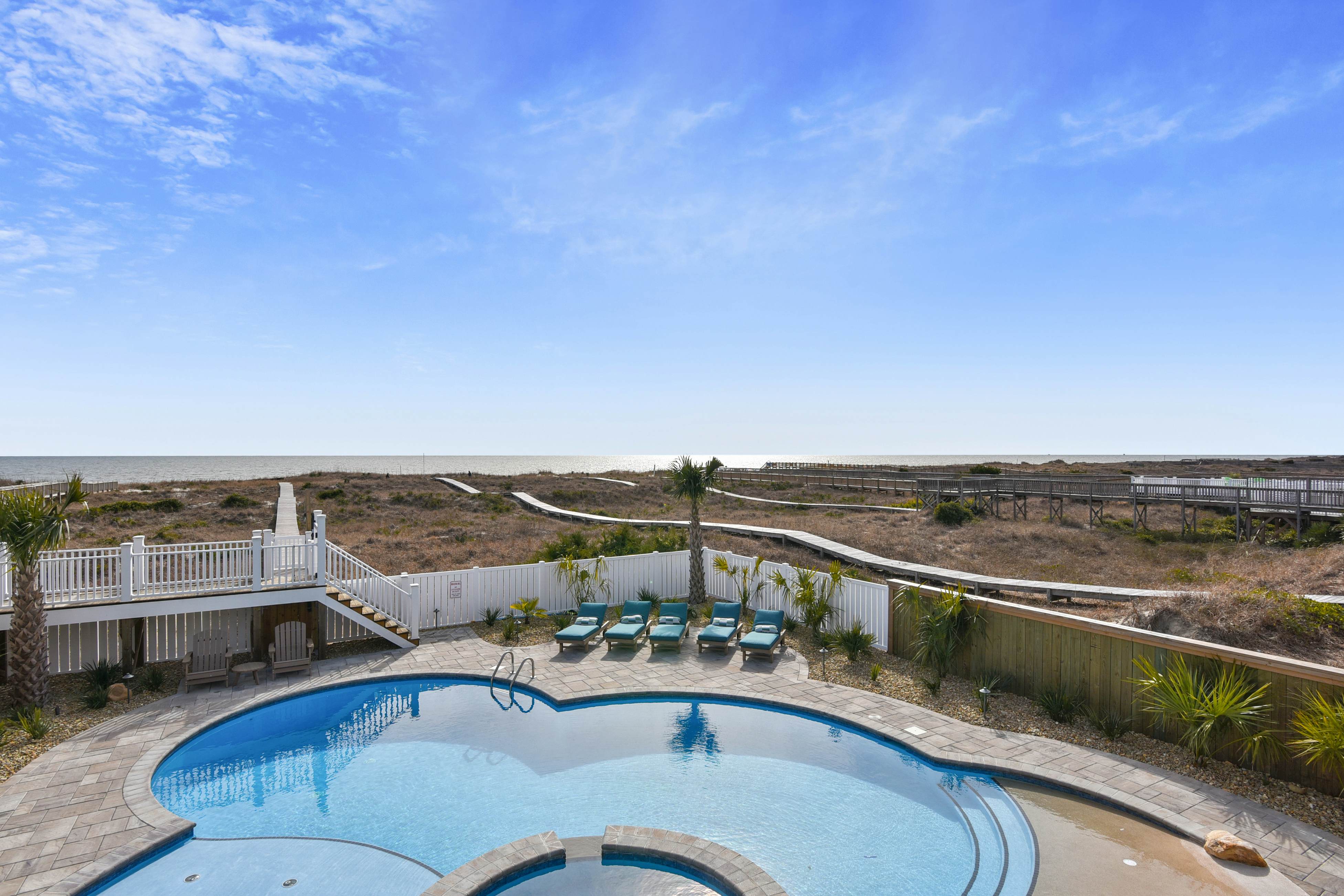 Witt's Inn 7 BD Holden Beach, NC Vacation Rental Vacasa