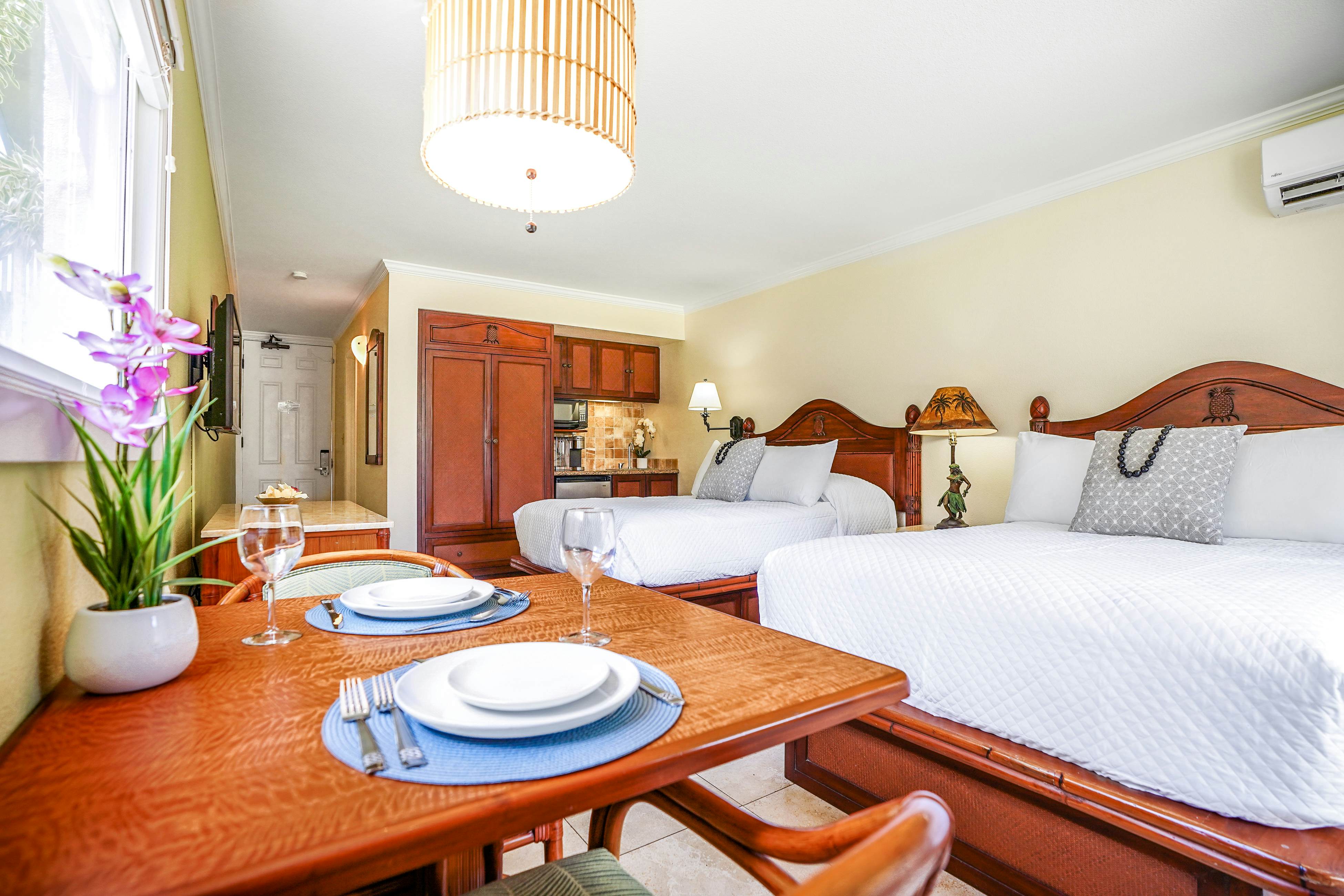 Islander on the Beach 172