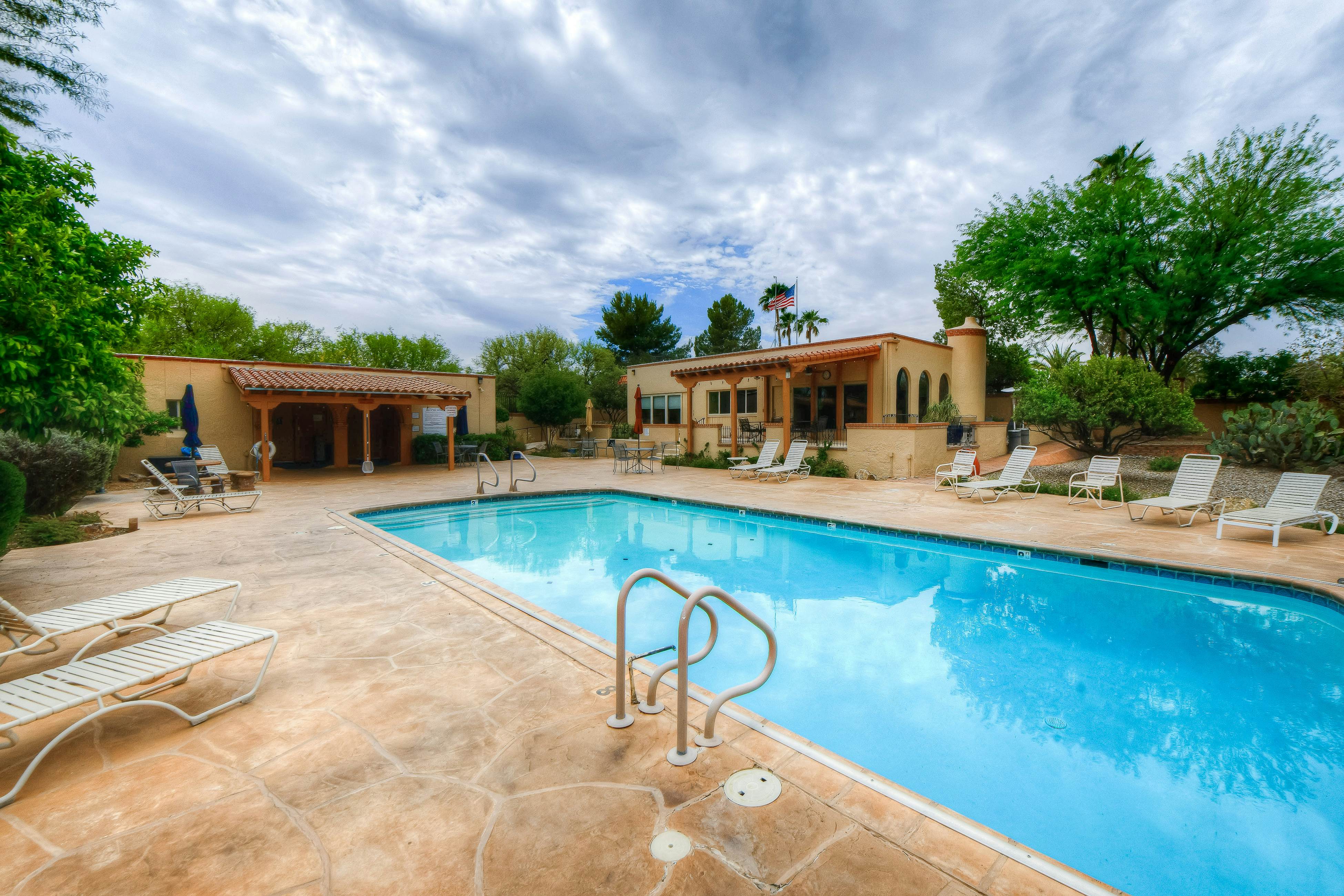 Colonia Verde 2 BD Tucson, AZ Vacation Rental Vacasa
