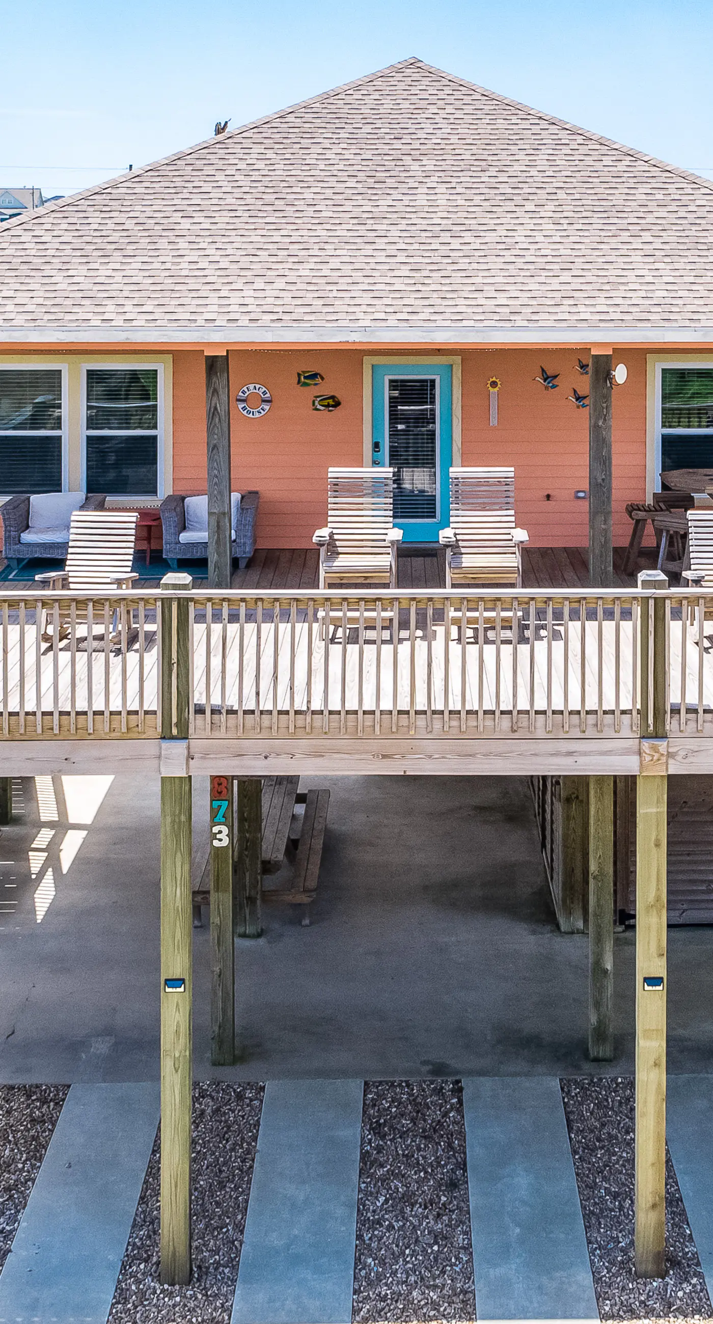 Crystal Beach Vacation Rentals, Beach Rentals, Cabins | Vacasa