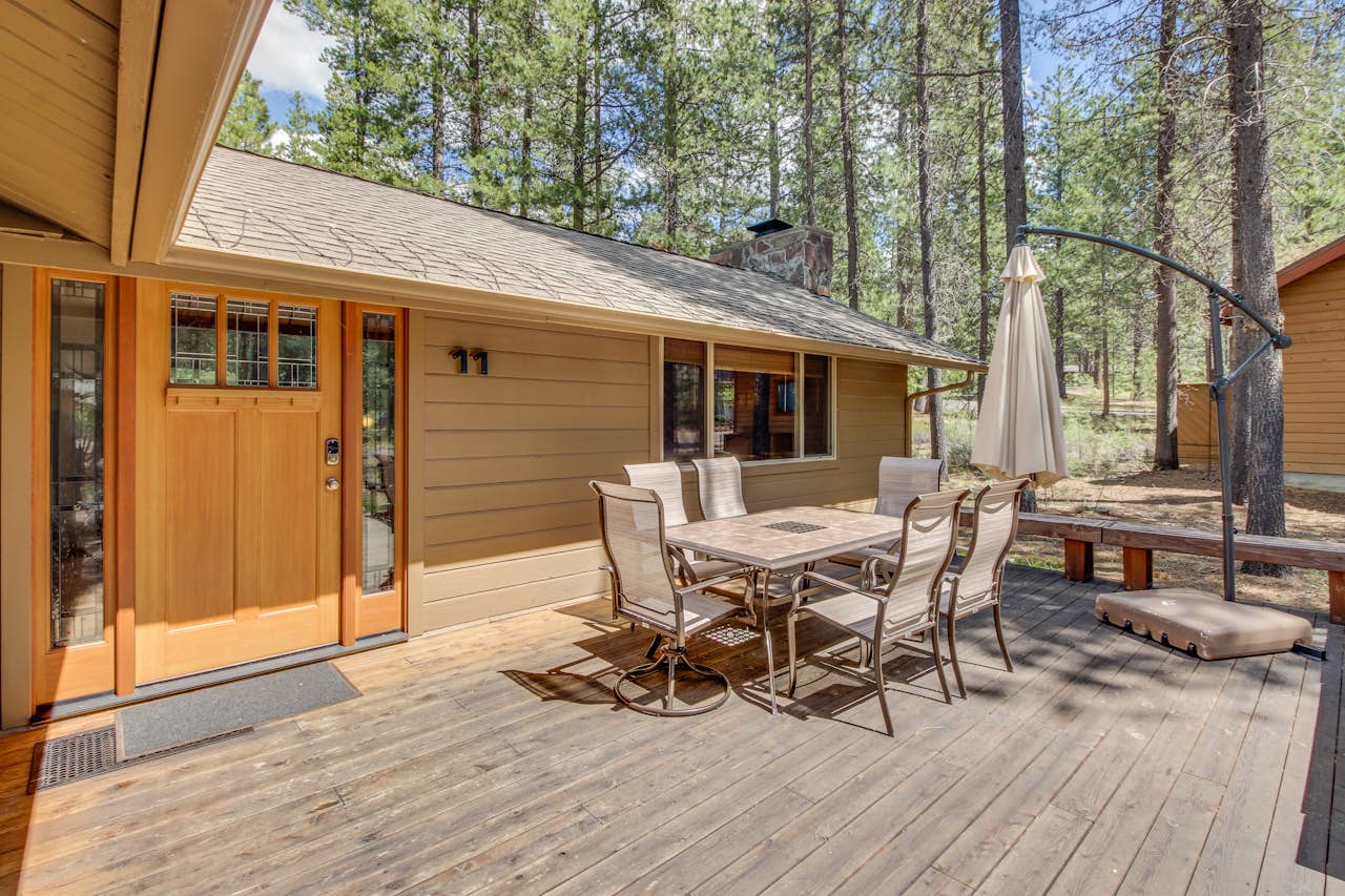 Otter Lane 11 3 BD Vacation Rental in Sunriver, OR Vacasa