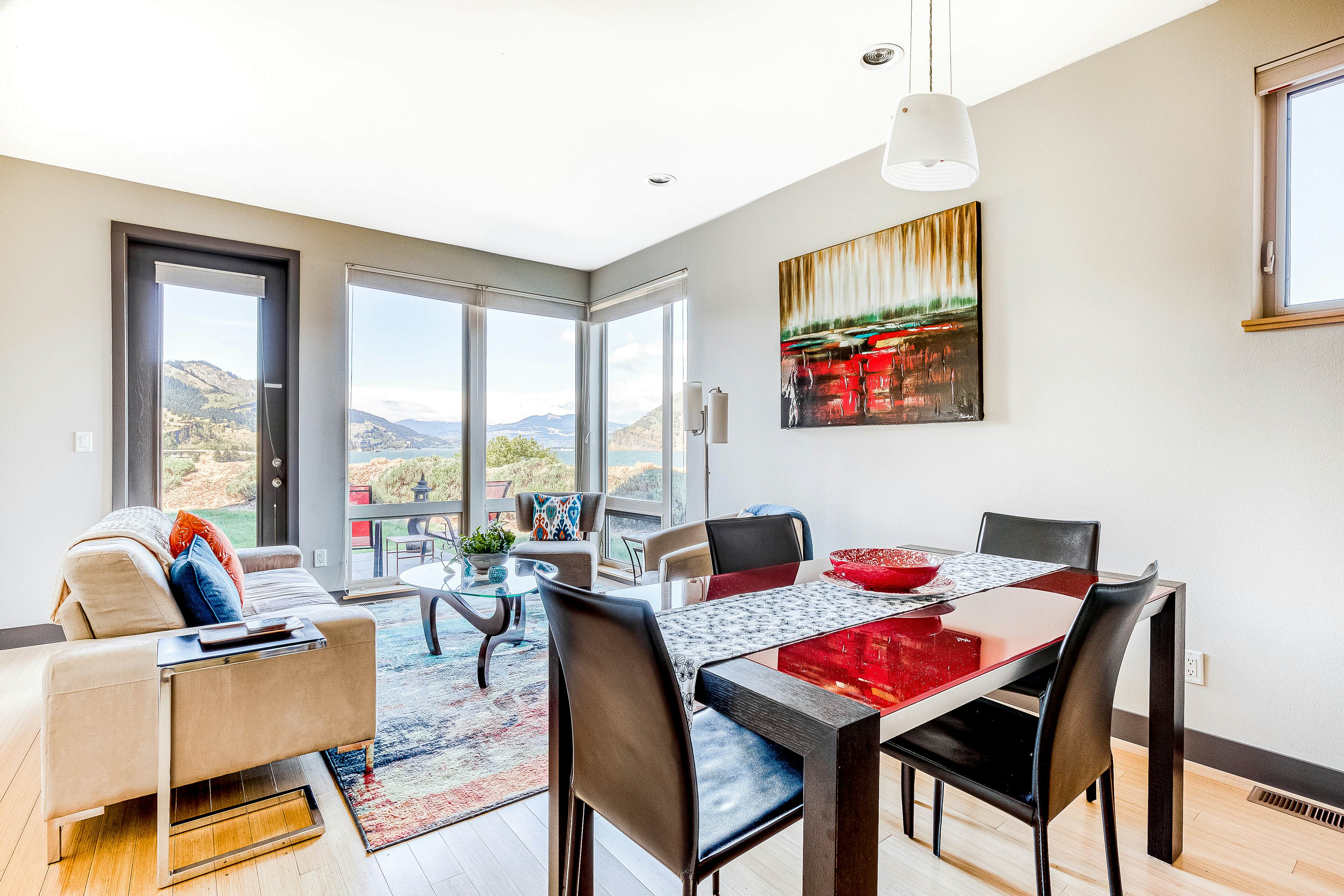 Mosier Creek Place 2 BD Mosier, OR Vacation Rental Vacasa