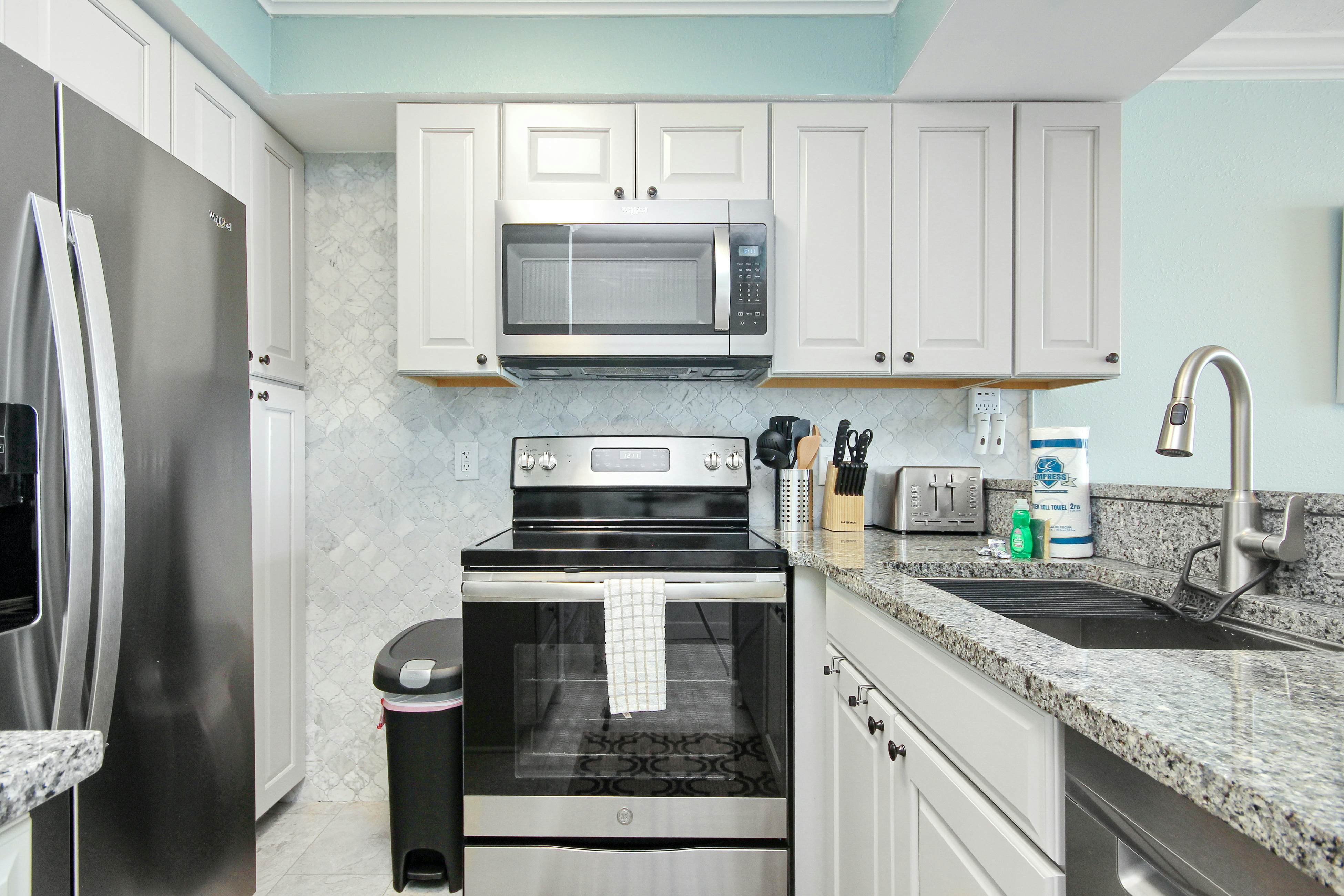 Sands Beach Club 1015 - Bright Shores 