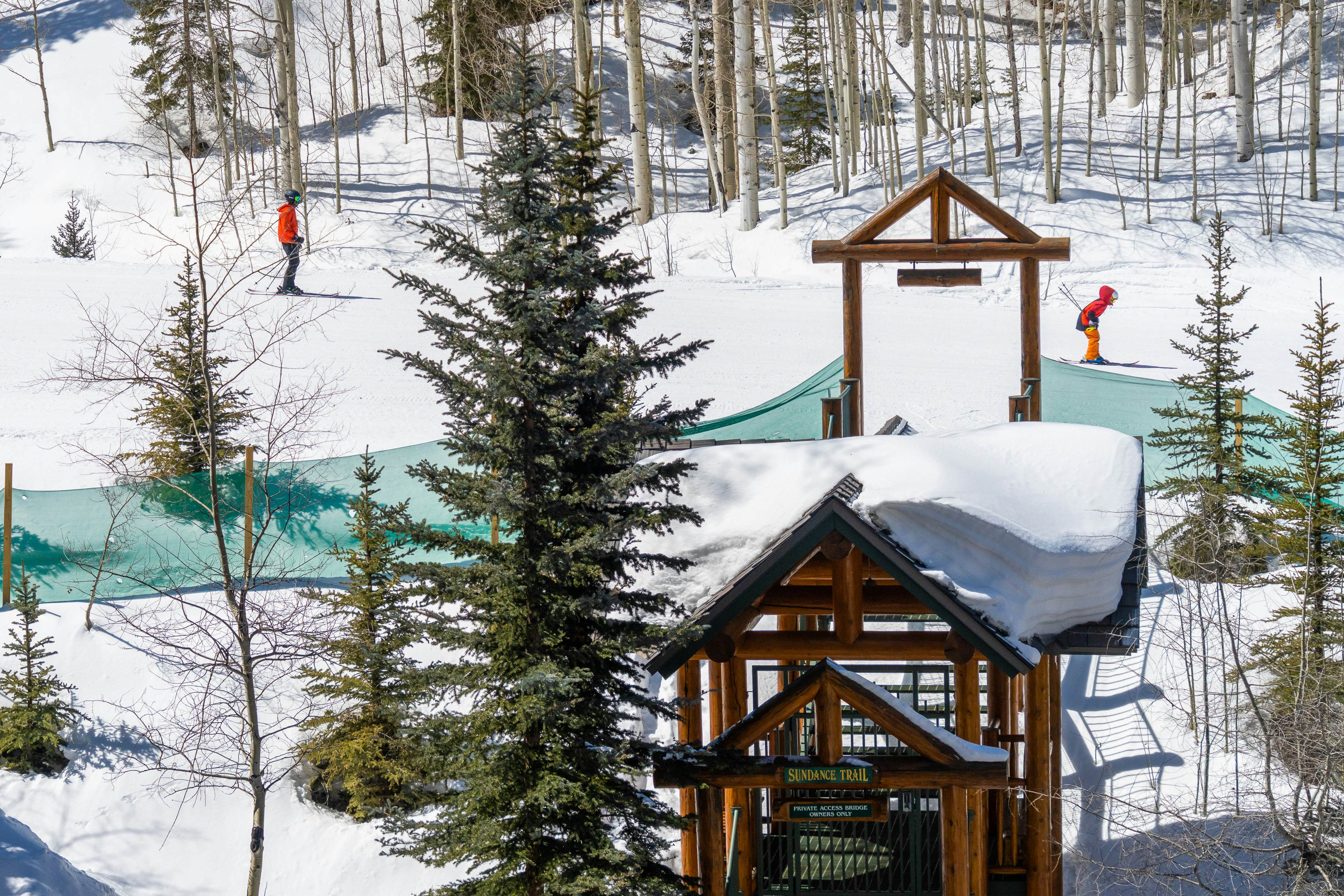 Sundance Lodge - 108 Lodges Lane