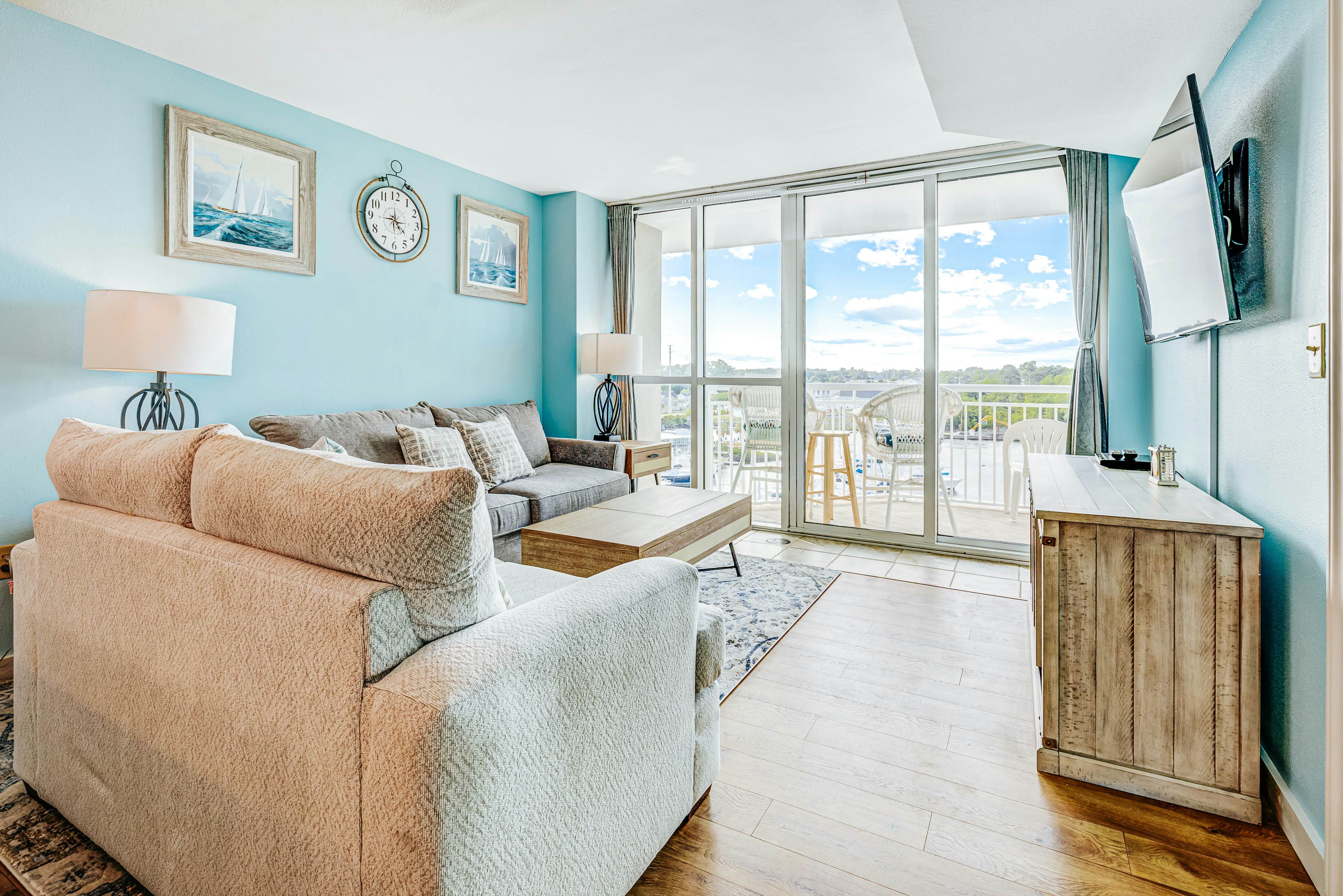 Harbourgate Marina Club Vacation Rentals, Vacasa