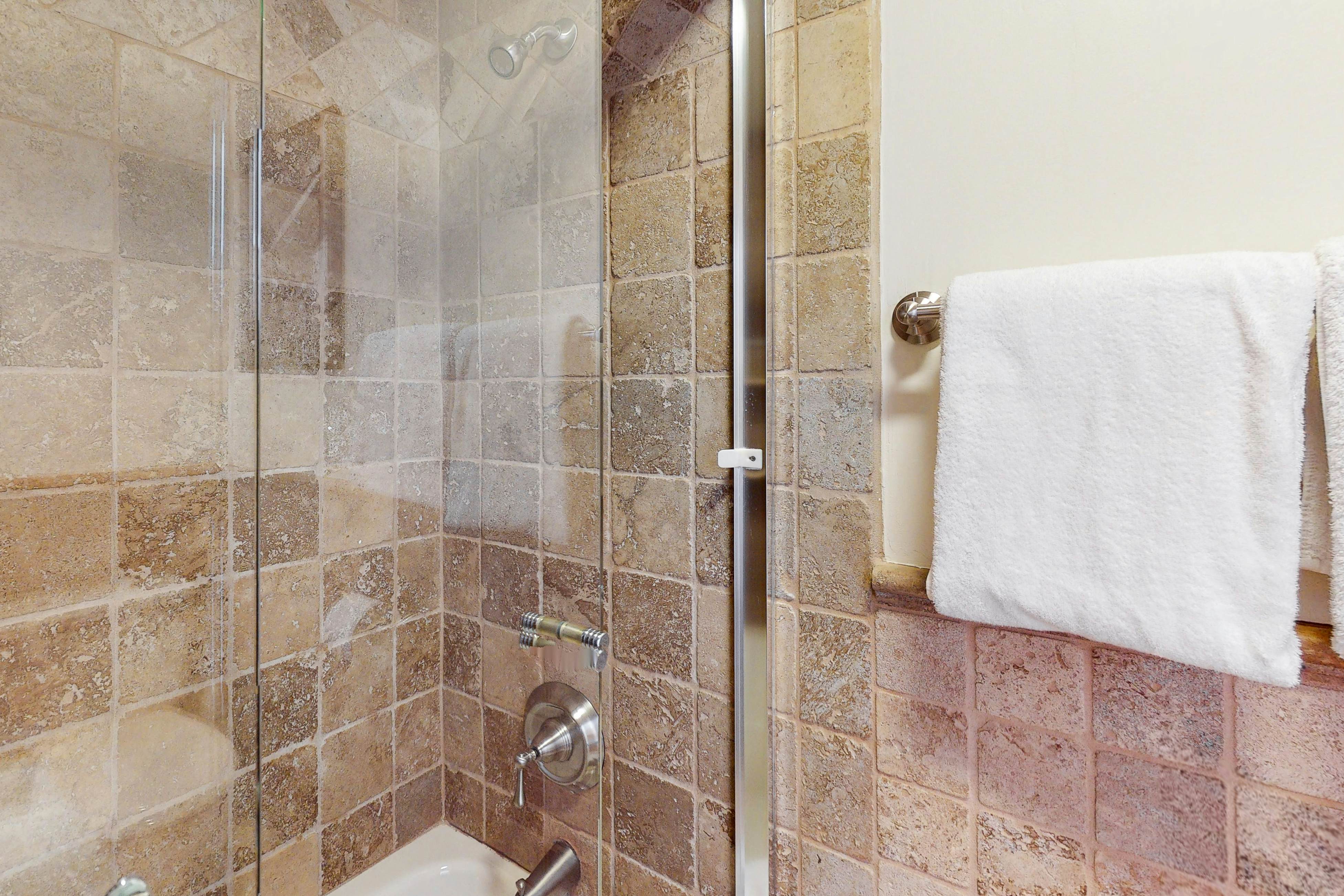 Smuggler Condos E - Smuggler Way