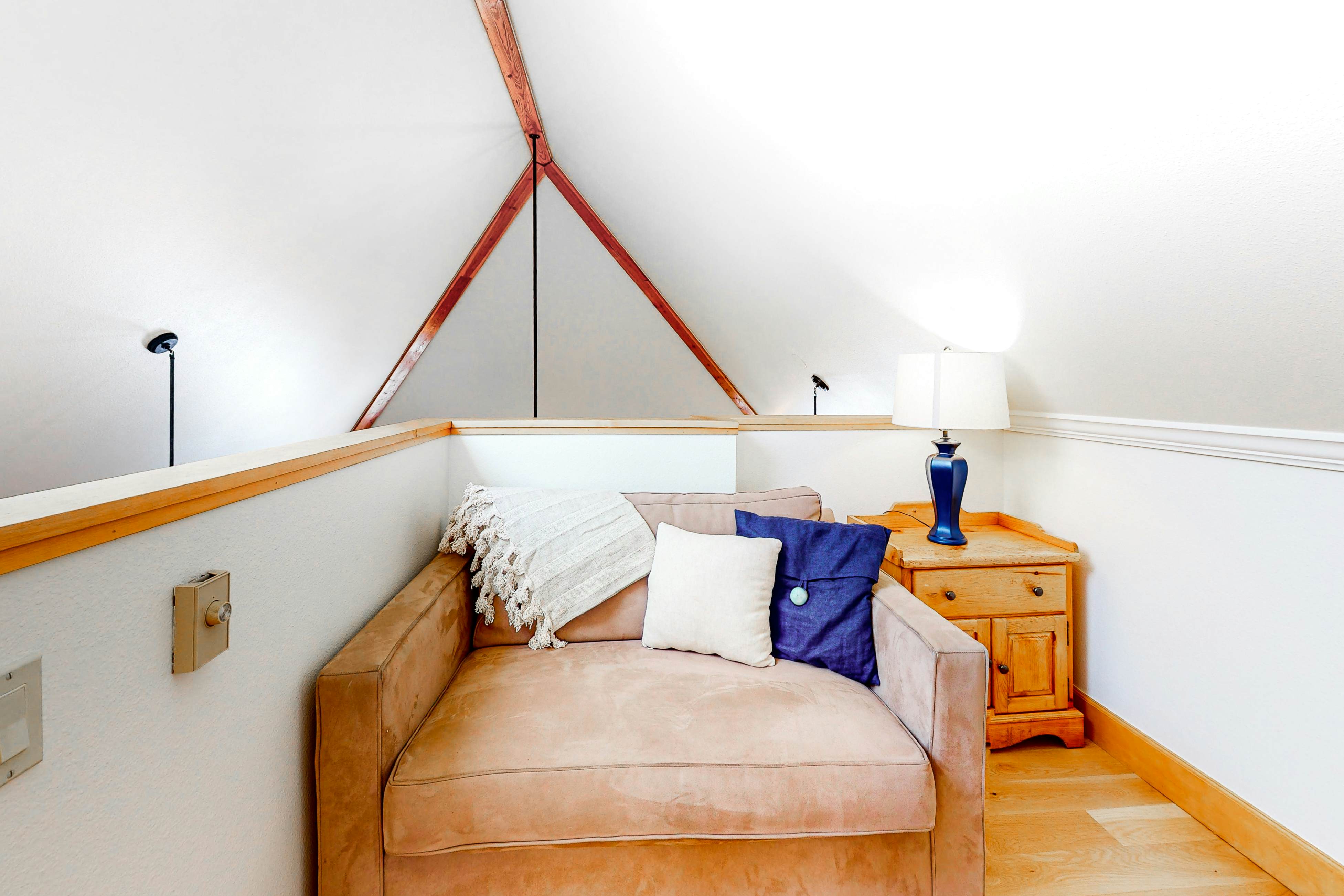 Smuggler Condos E - Smuggler Way