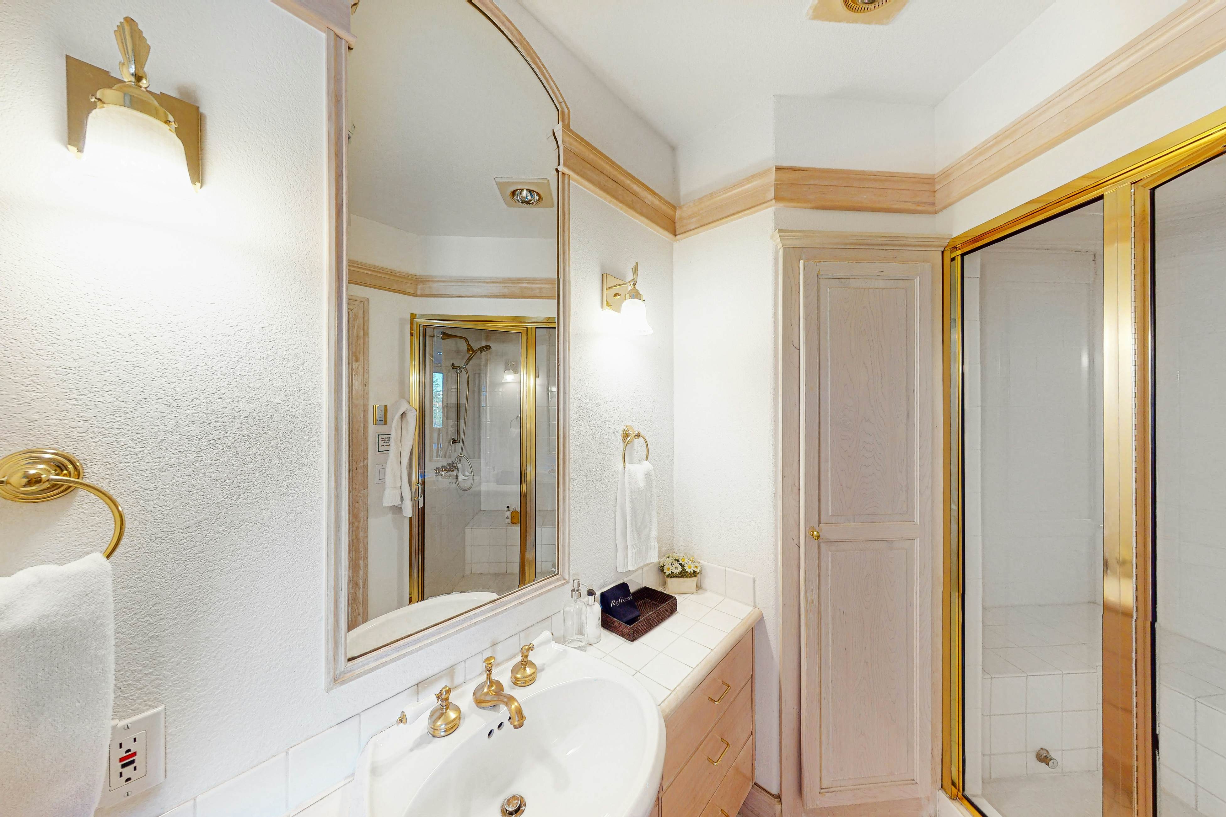 Lorian 14 - Lorian Vistas