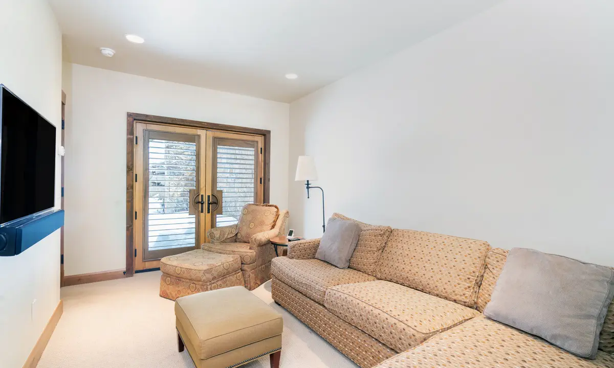 Lodges on Sundance #9 - 118 Lodges Lane - Pine Palace