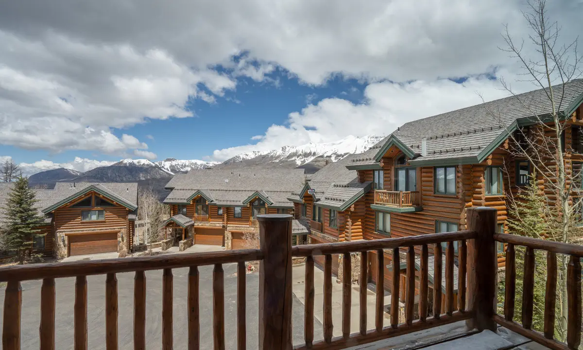 Lodges on Sundance #9 - 118 Lodges Lane - Pine Palace