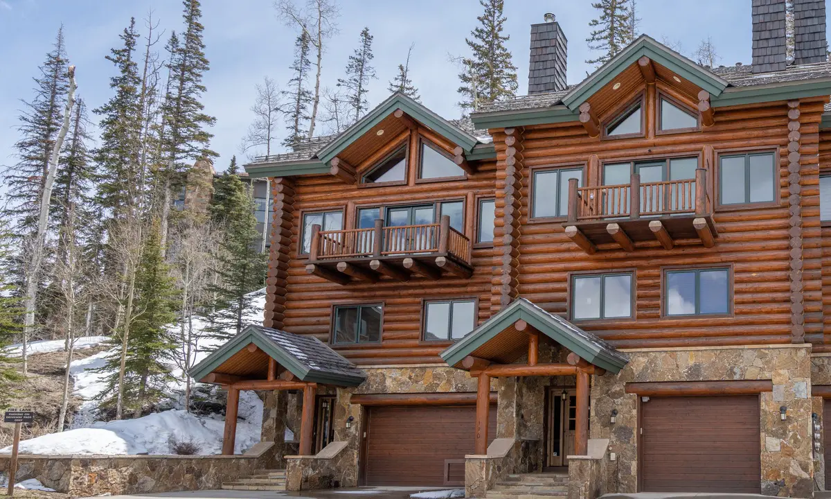 Lodges on Sundance #9 - 118 Lodges Lane - Pine Palace