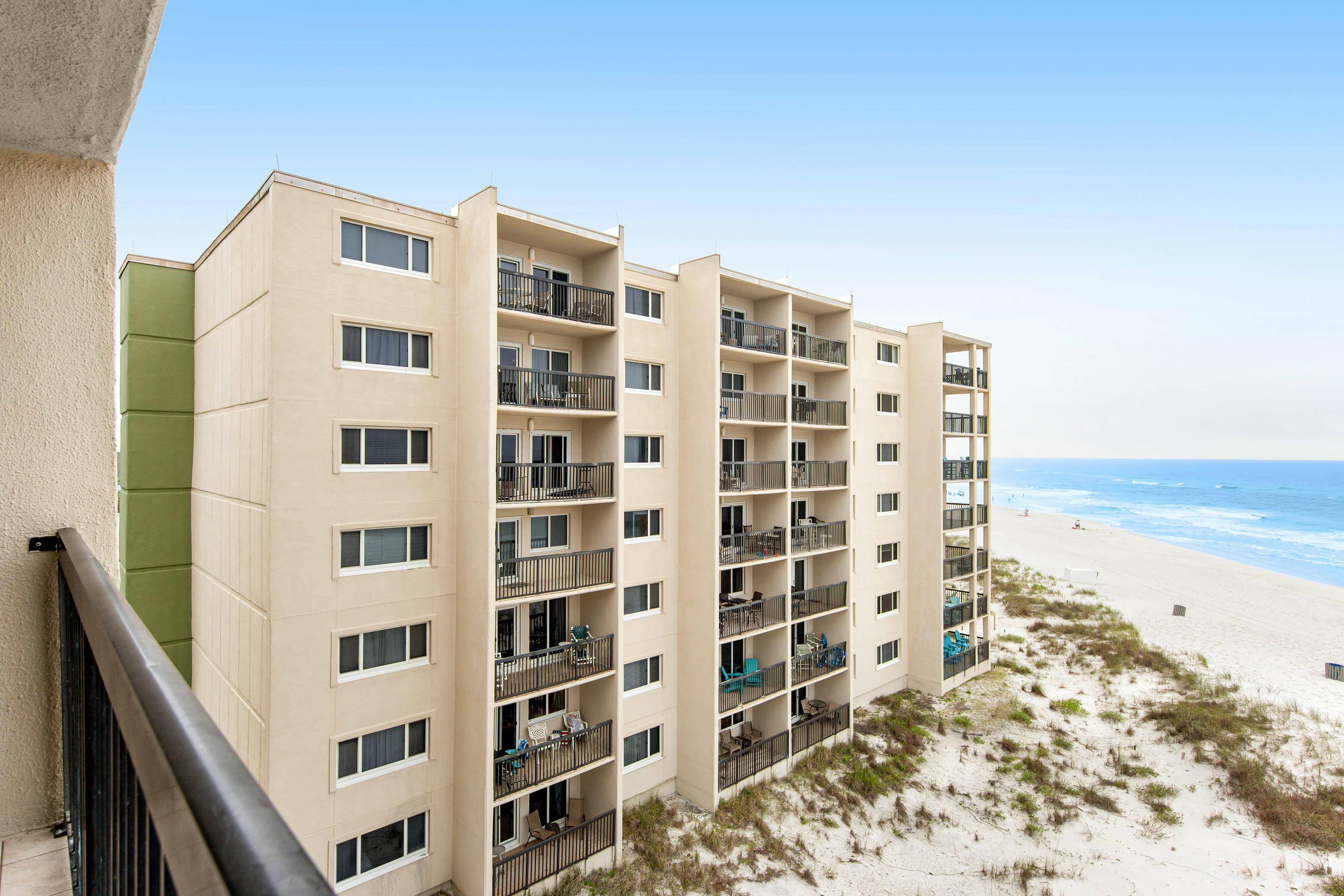 Pinnacle Port B3-506