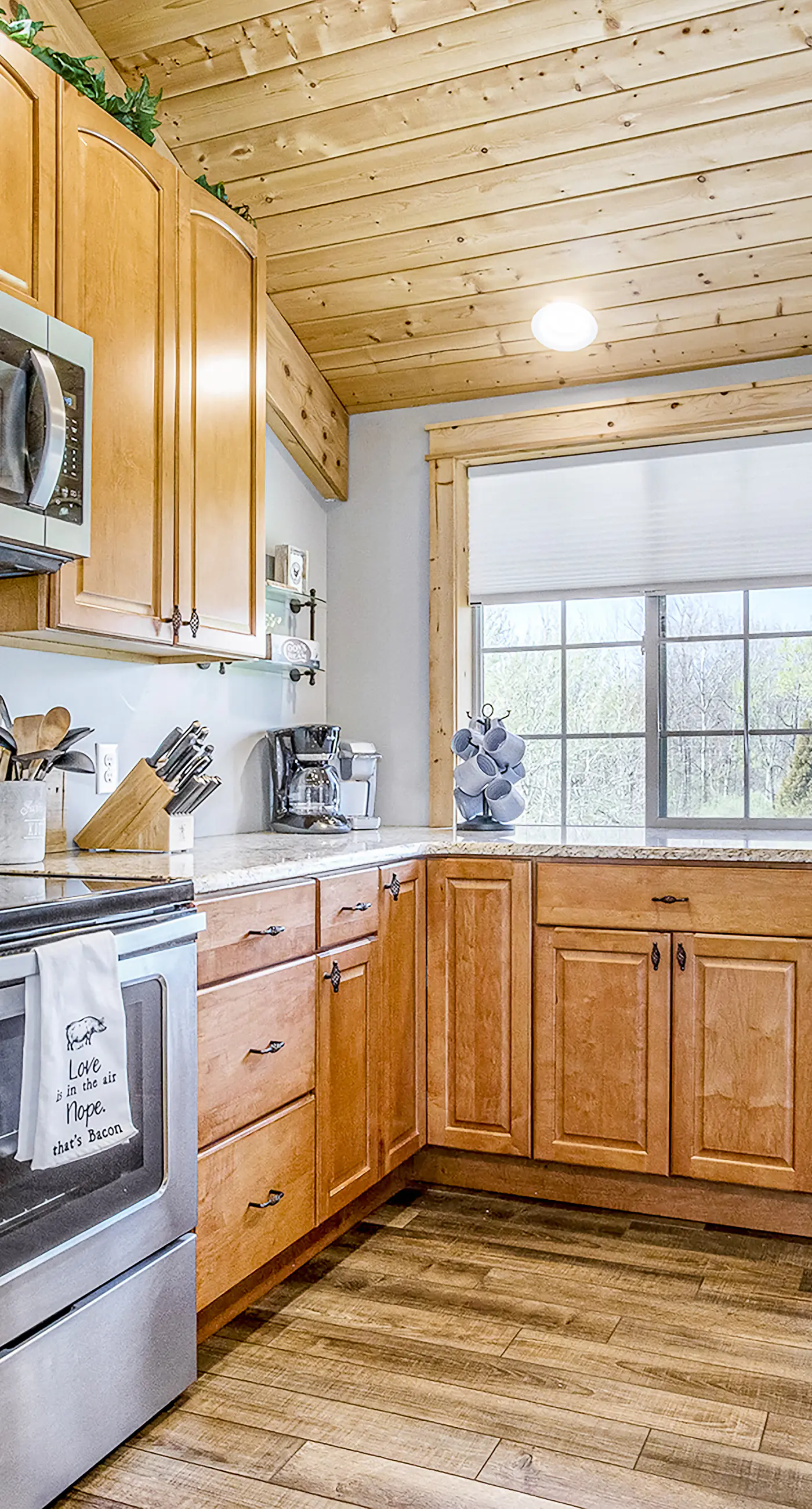 Farmhouse 2 BD Coloma Charter Township MI Vacation Rental Vacasa