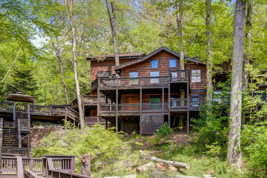 Wolfpack Lodge 6 BD Blue Ridge, GA Vacation Rental Vacasa
