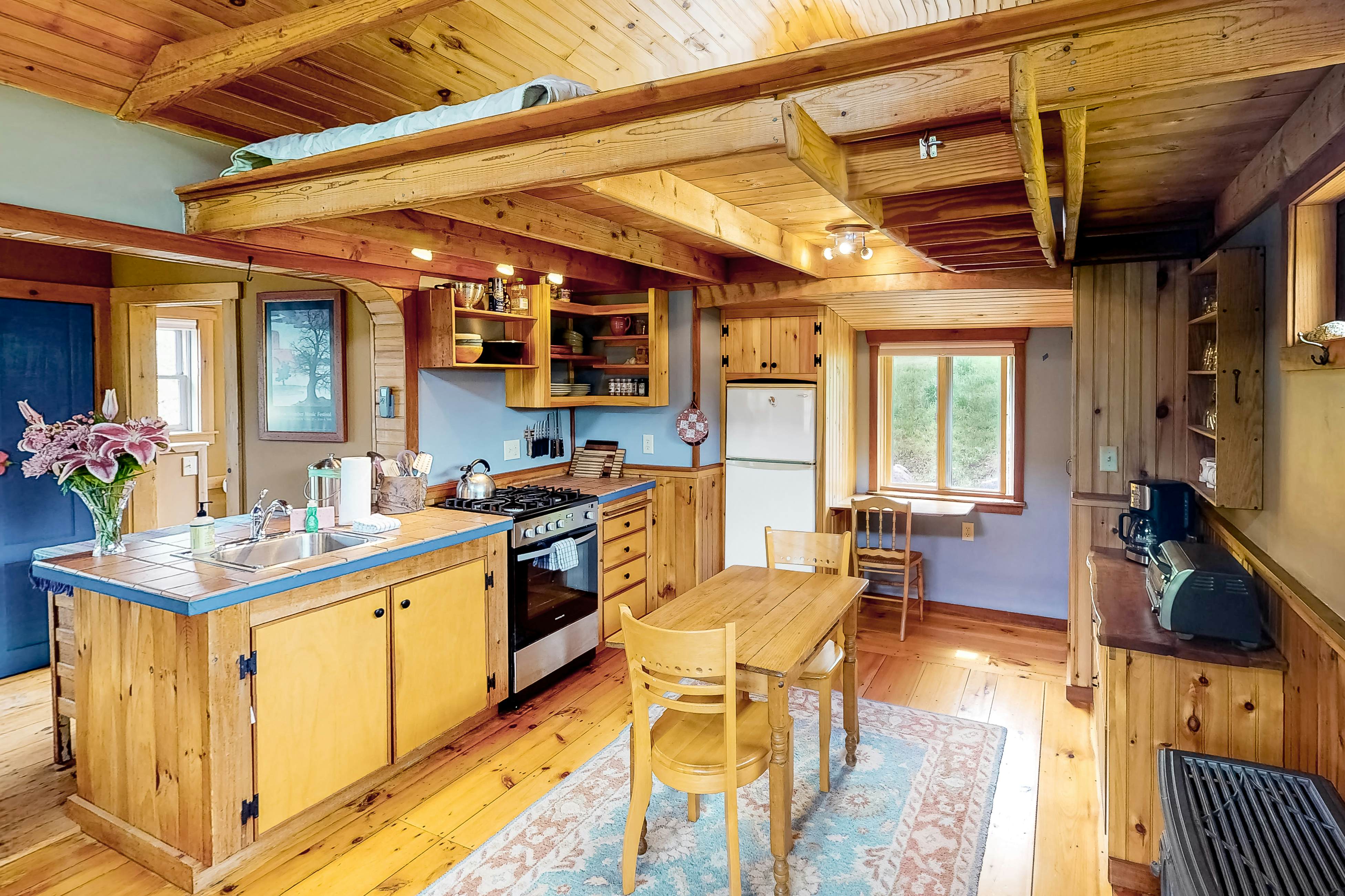 VT Guest Cottage 0 BD Moretown, VT Vacation Rental Vacasa