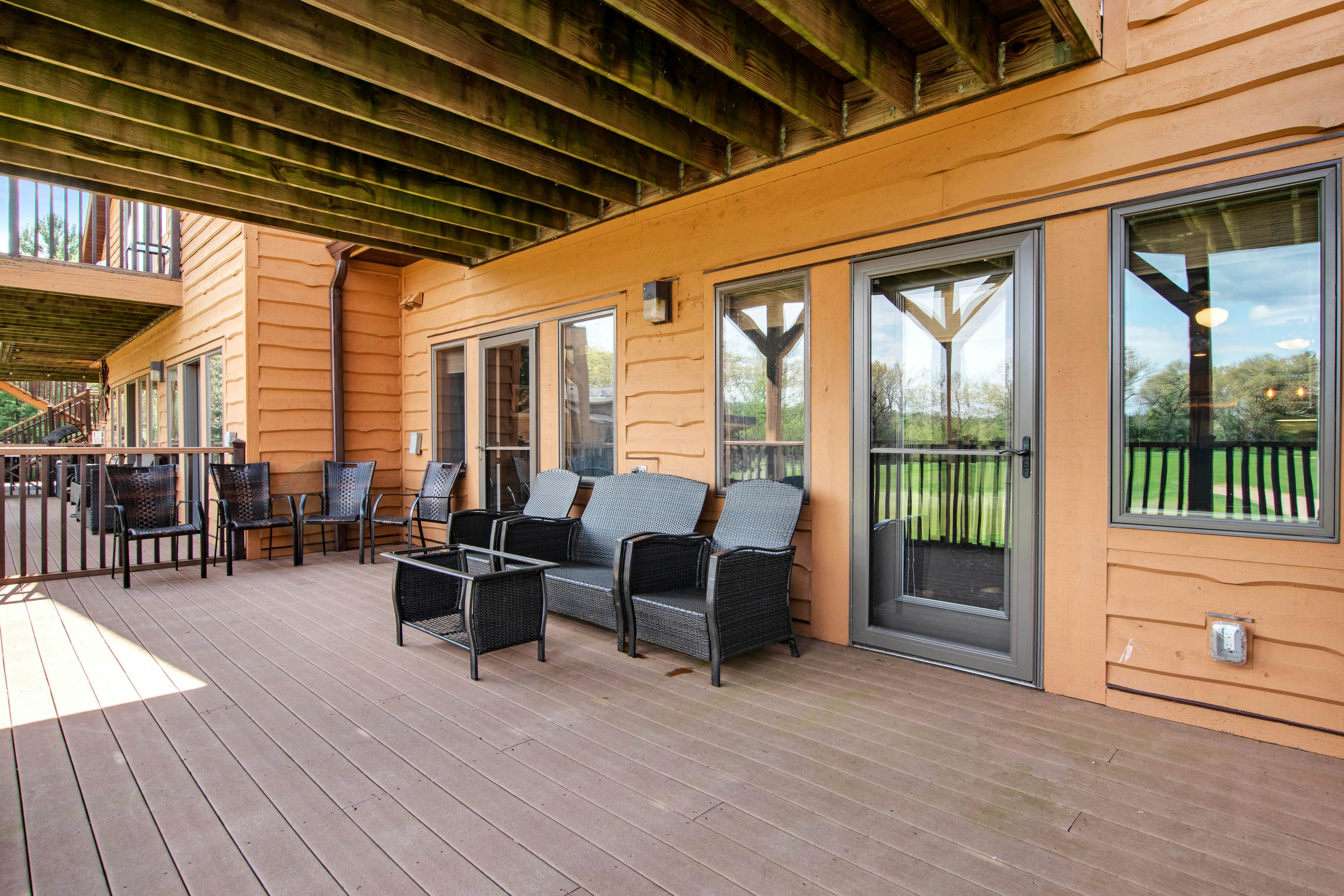 Sunset Condominiums - DNA House