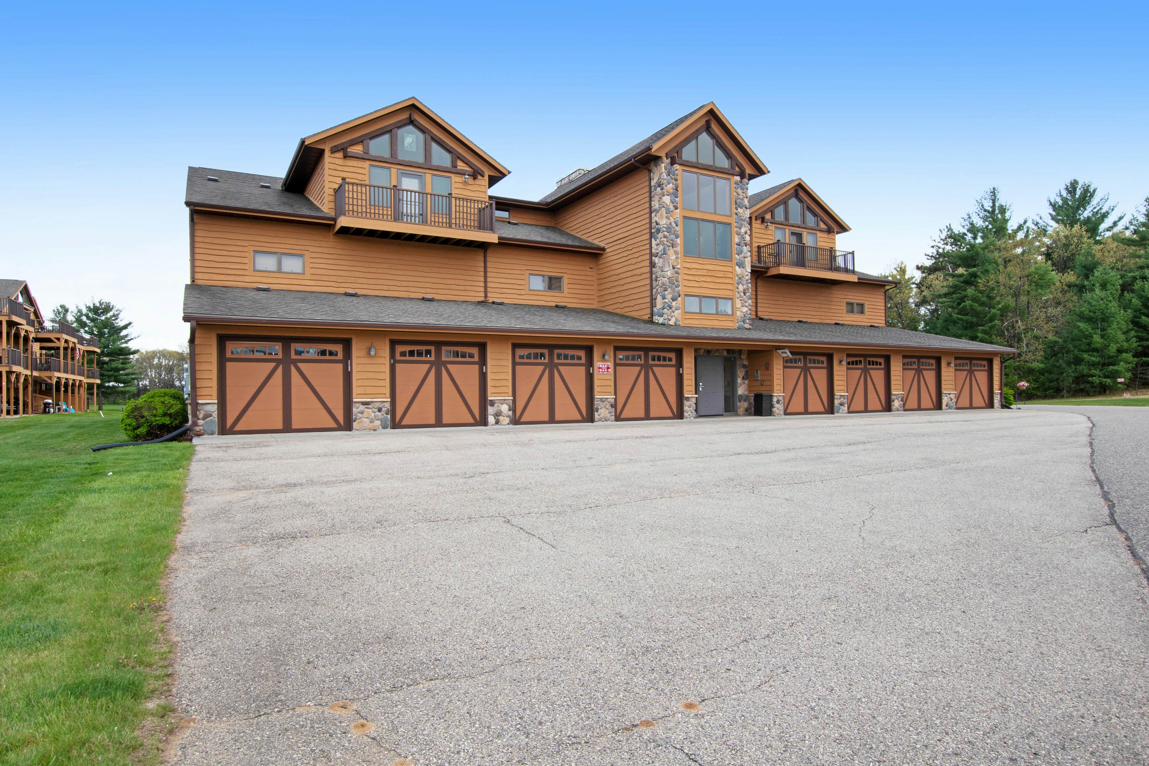 Sunset Condominiums - DNA House