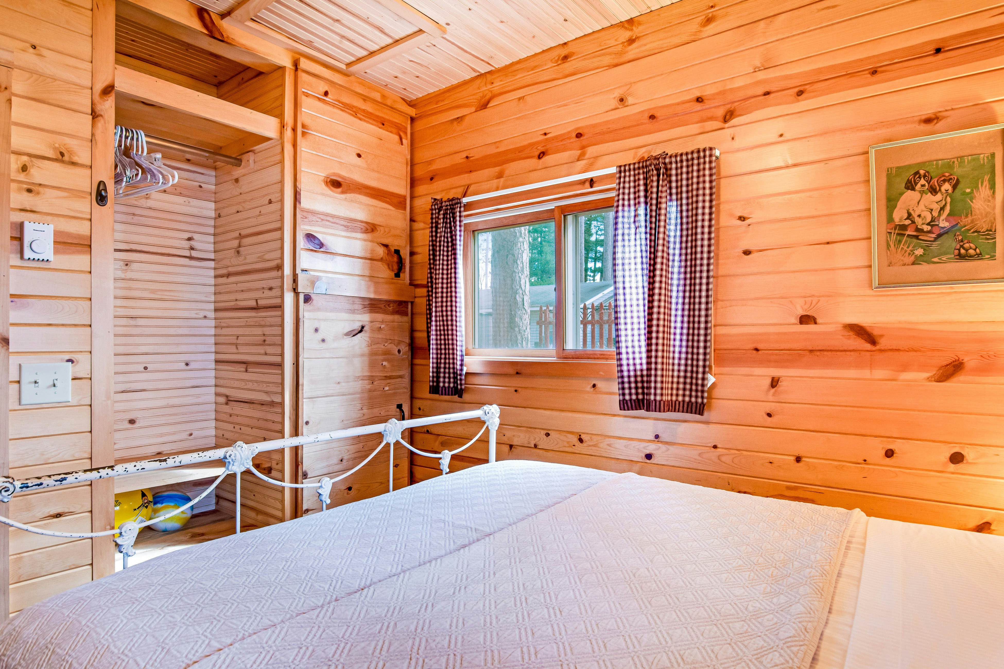 Bucky's PineIsle Retreat