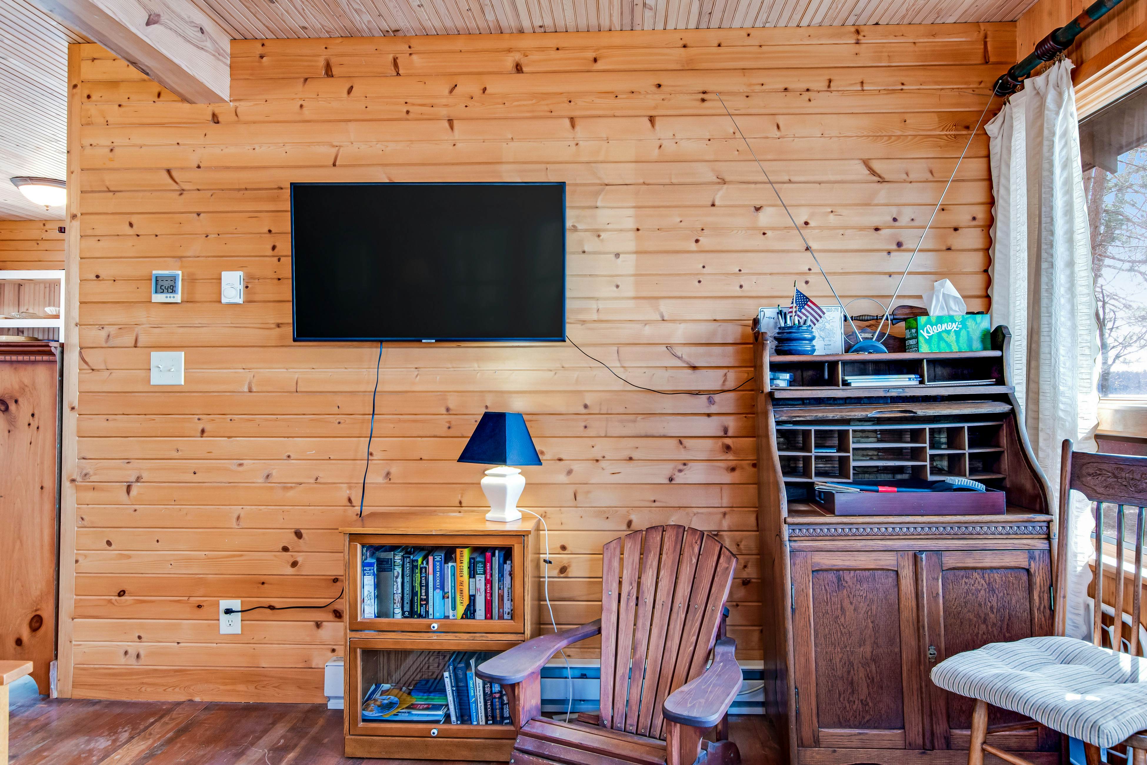 Bucky's PineIsle Retreat