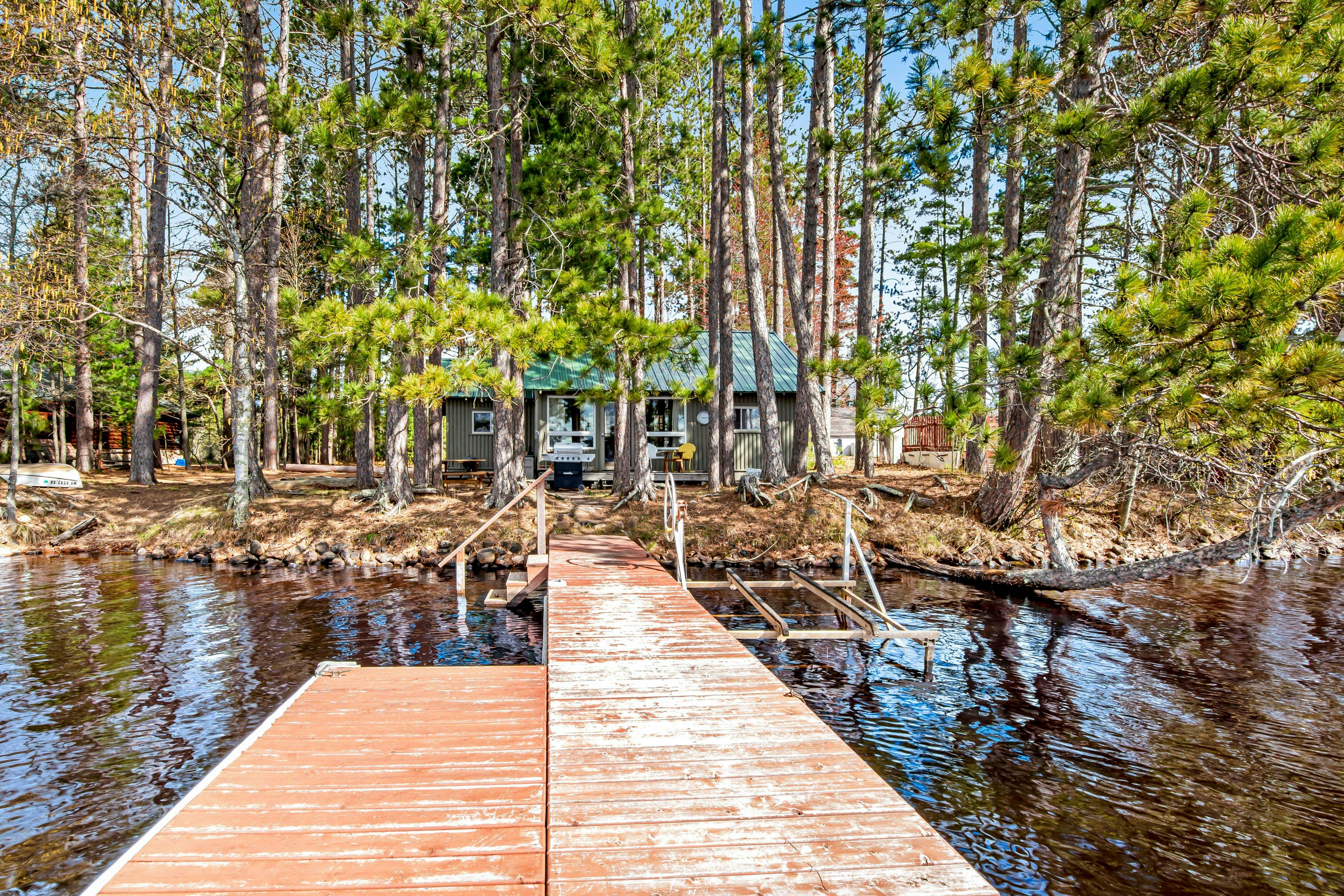 Bucky's PineIsle Retreat