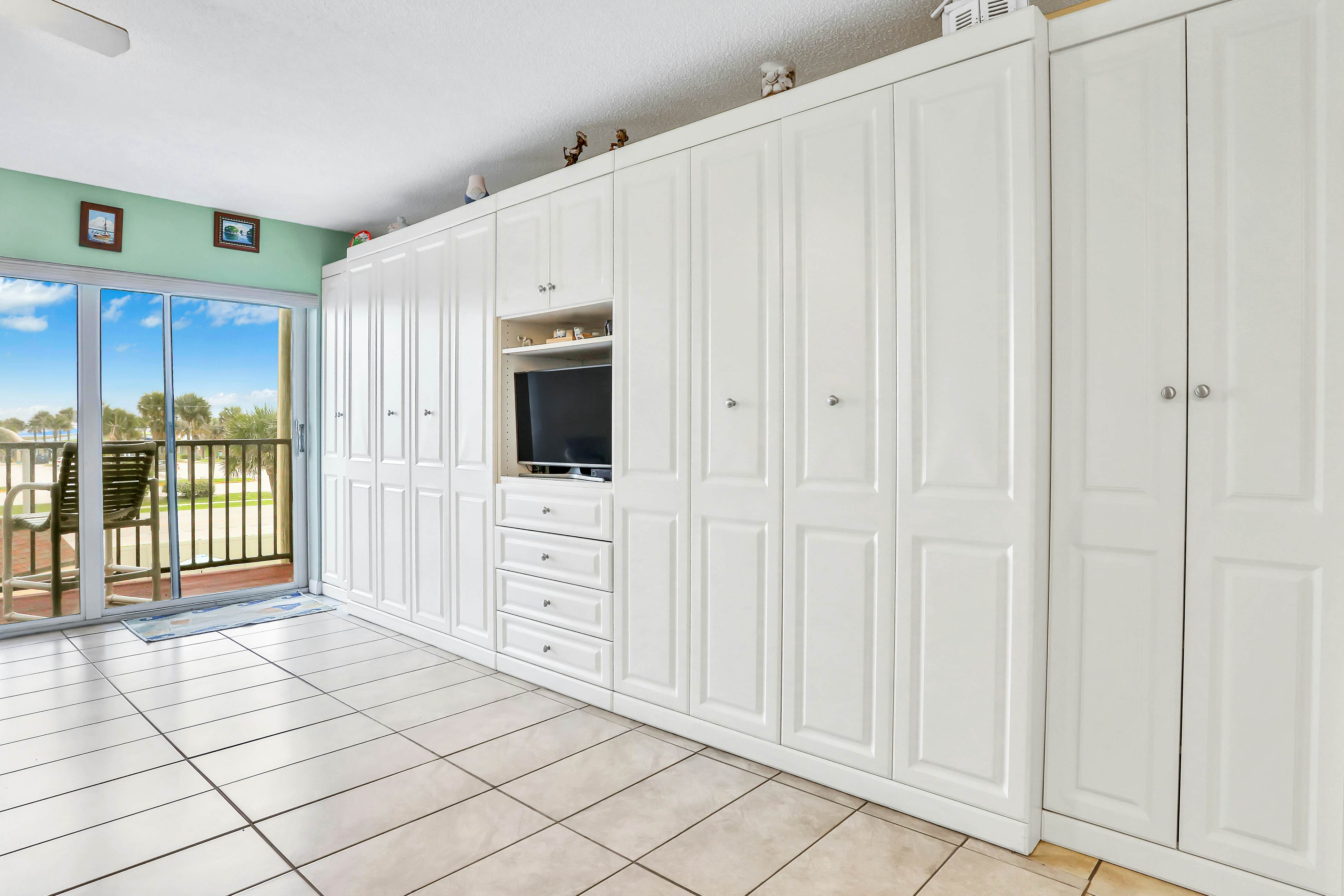 Mariners Cove 302 0 BD New Smyrna Beach, FL Vacation Rental Vacasa