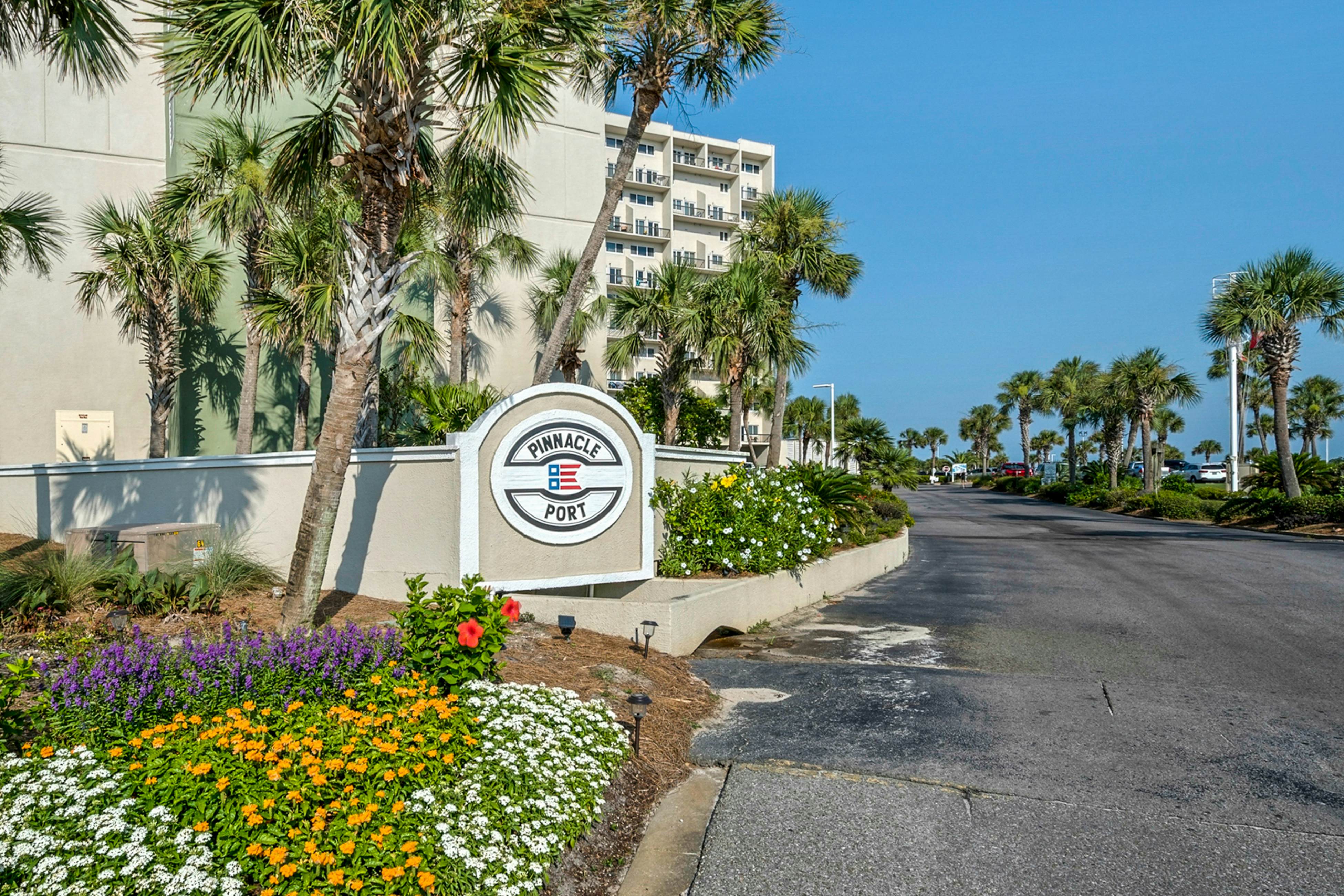 Pinnacle Port- Penthouse 8