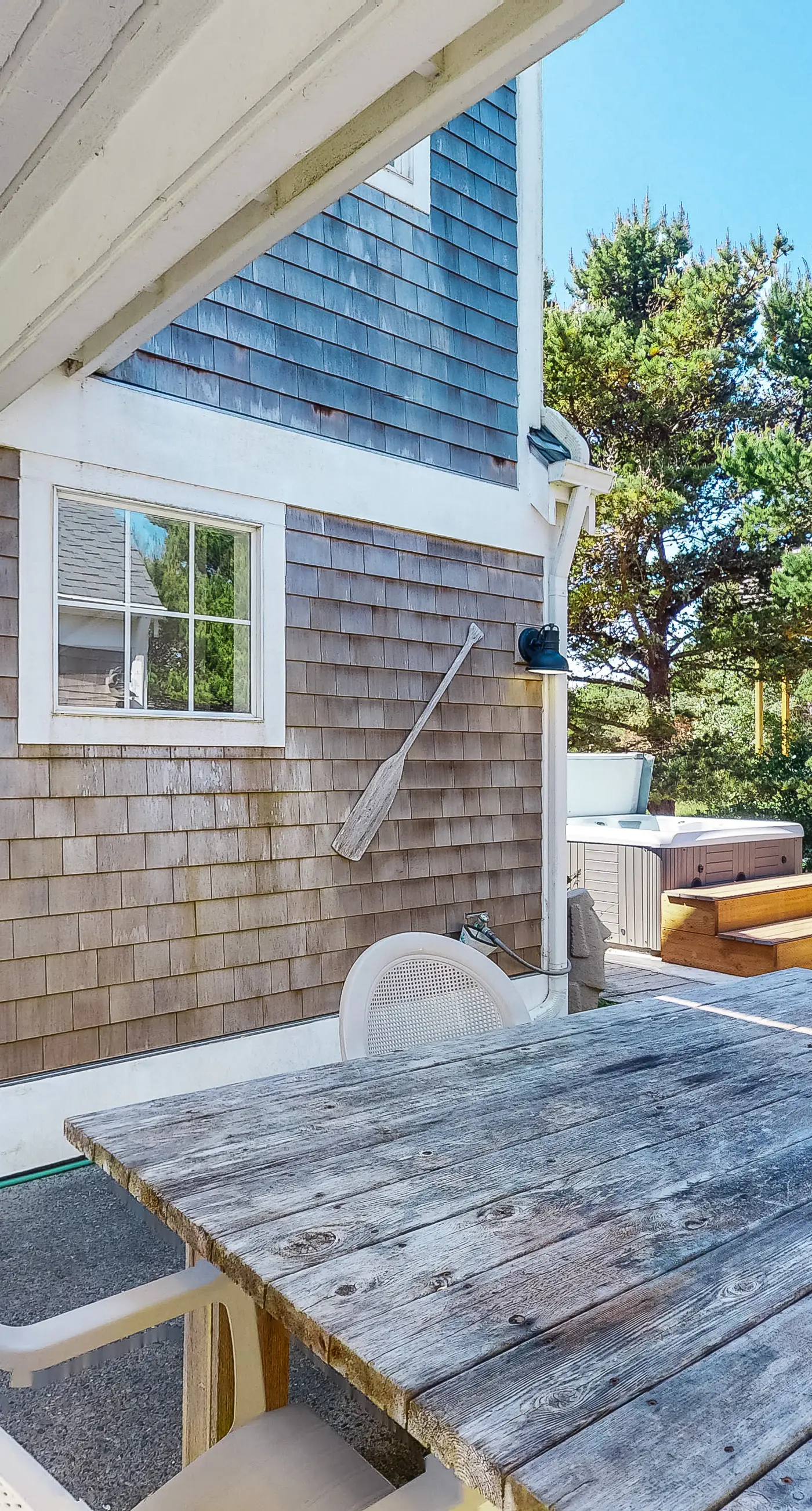 Nedonna Beach House 4 BD Rockaway Beach, OR Vacation Rental Vacasa