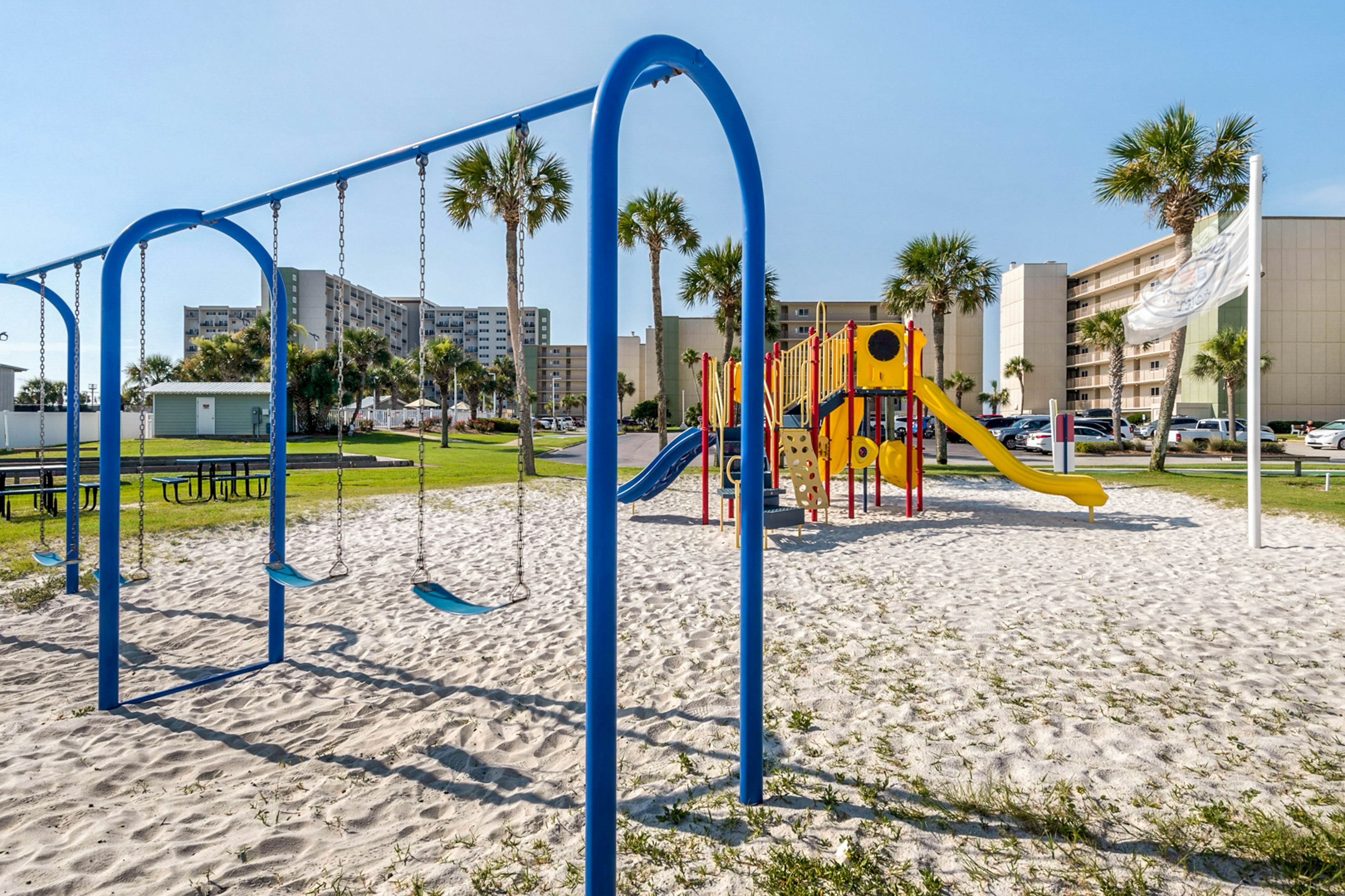 Pinnacle Port B3-506