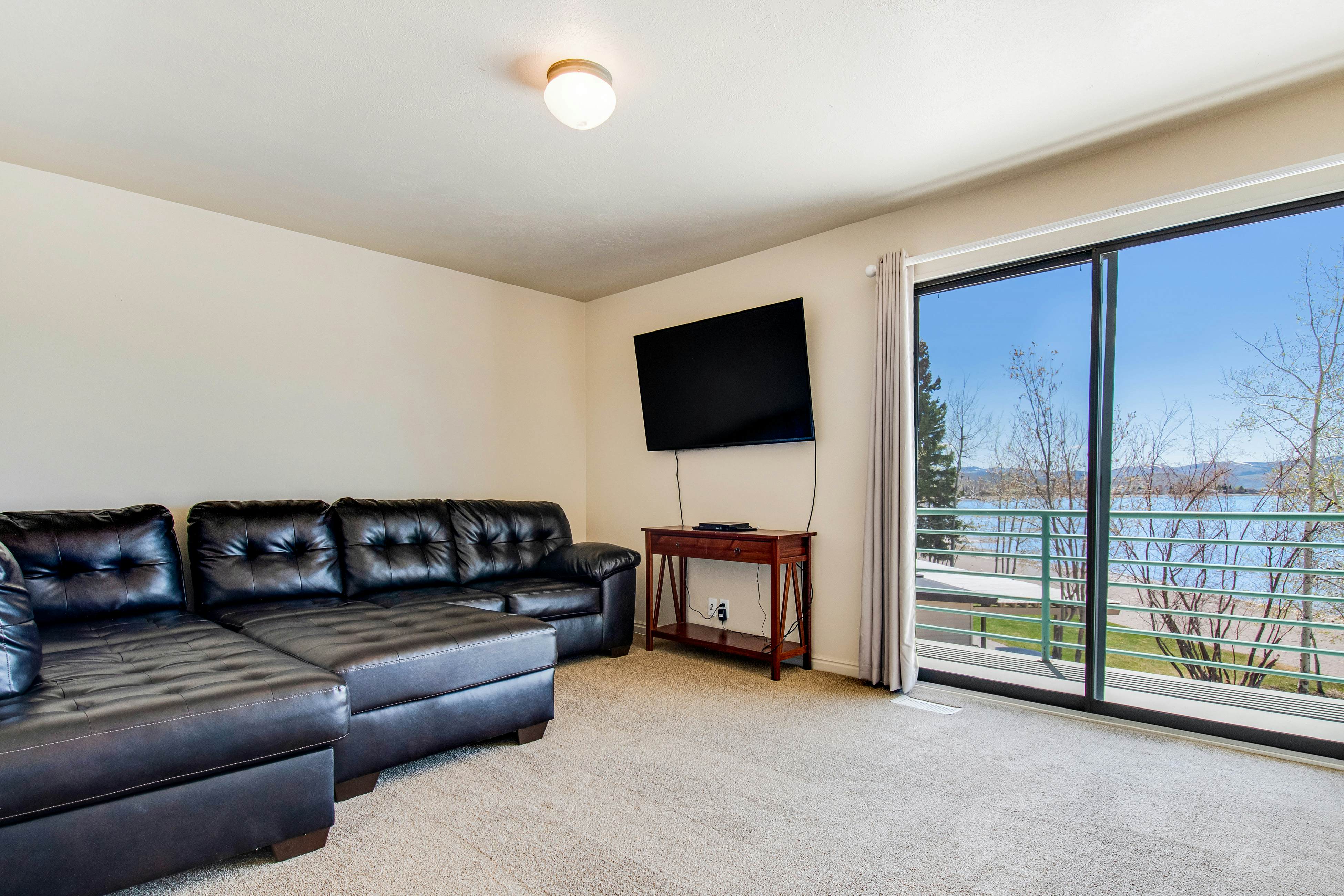 Bear Lake Cabin Rentals, Lodging, Vacation Rentals Vacasa