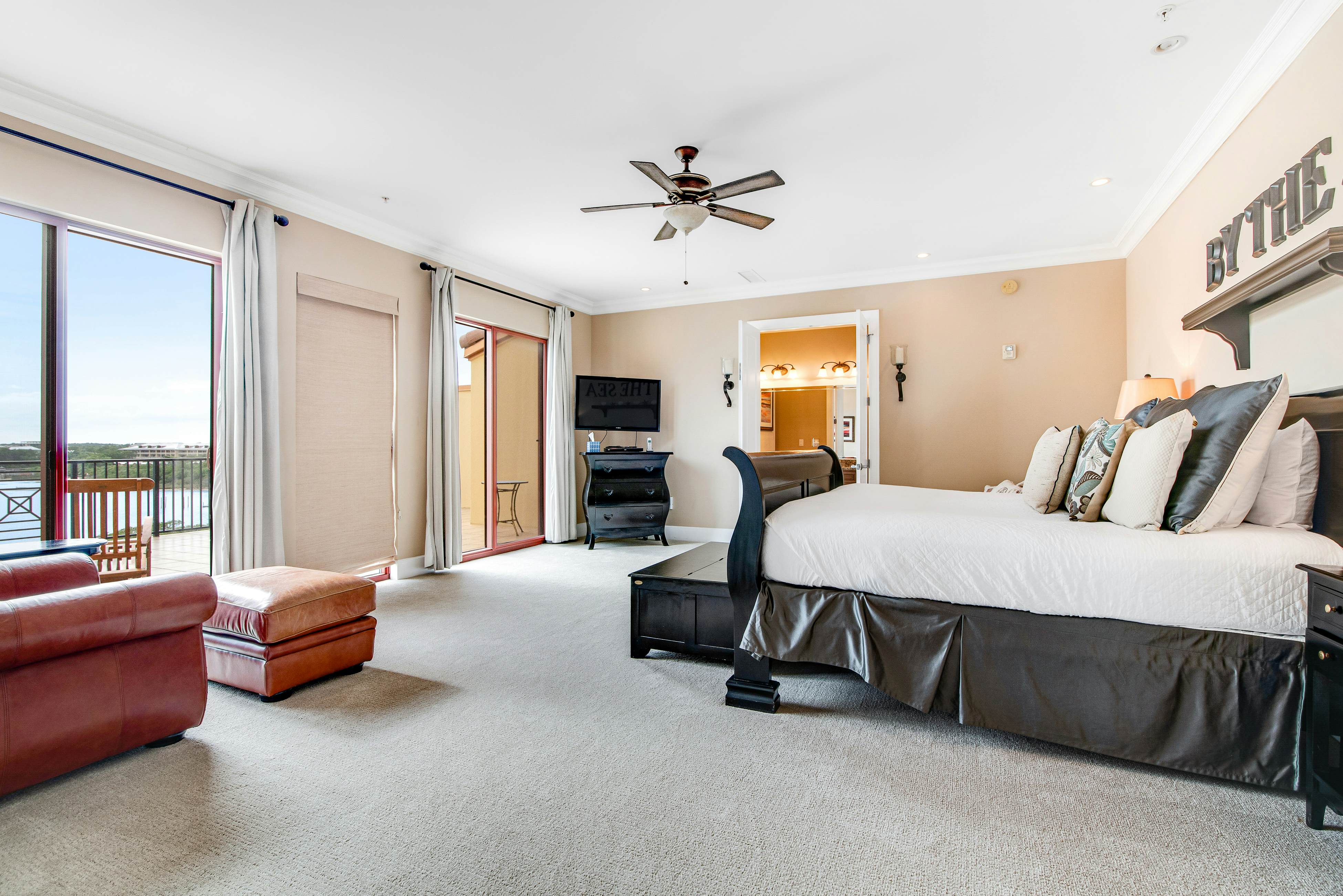 Sanctuary by the Sea 3118