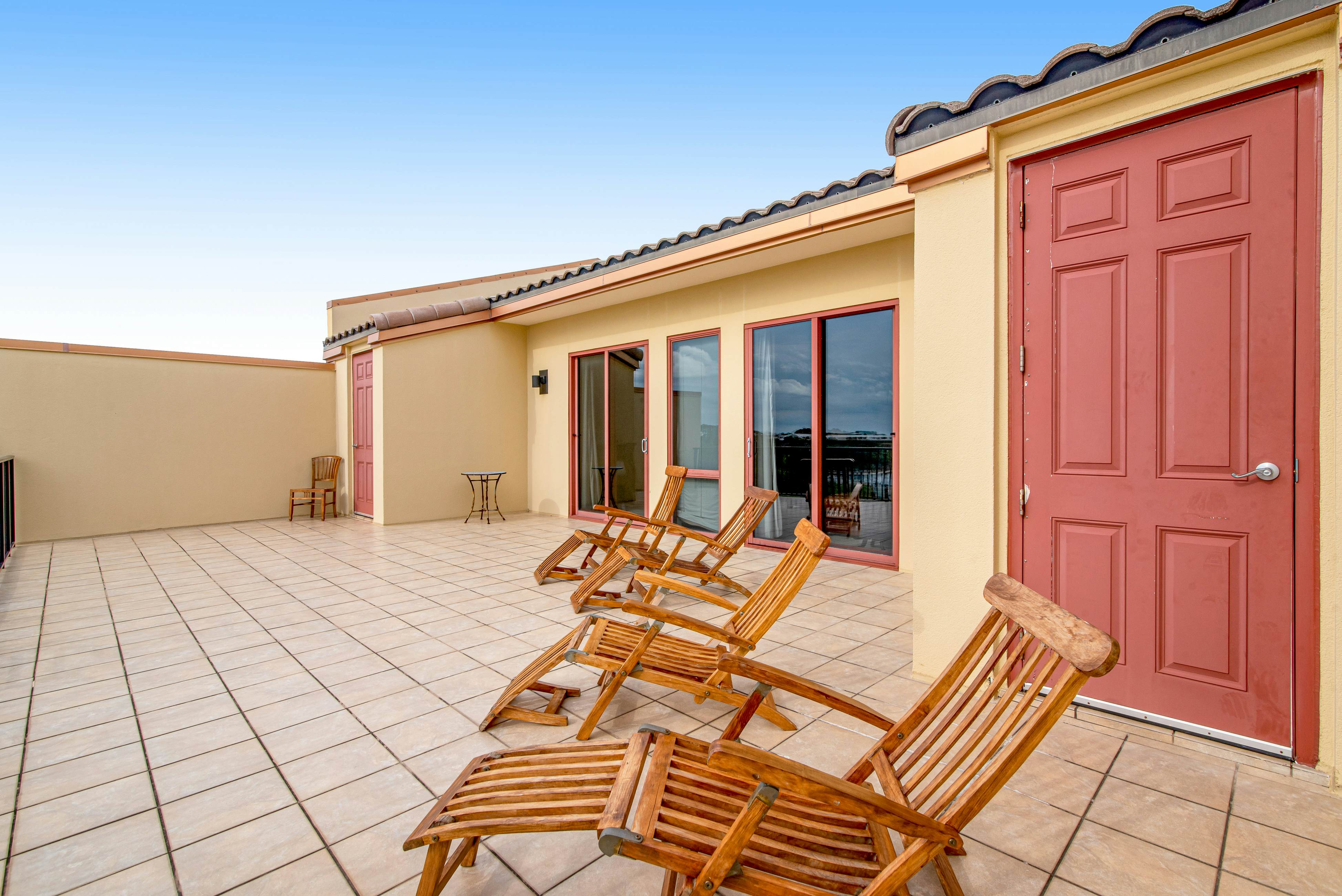 Sanctuary by the Sea 3118