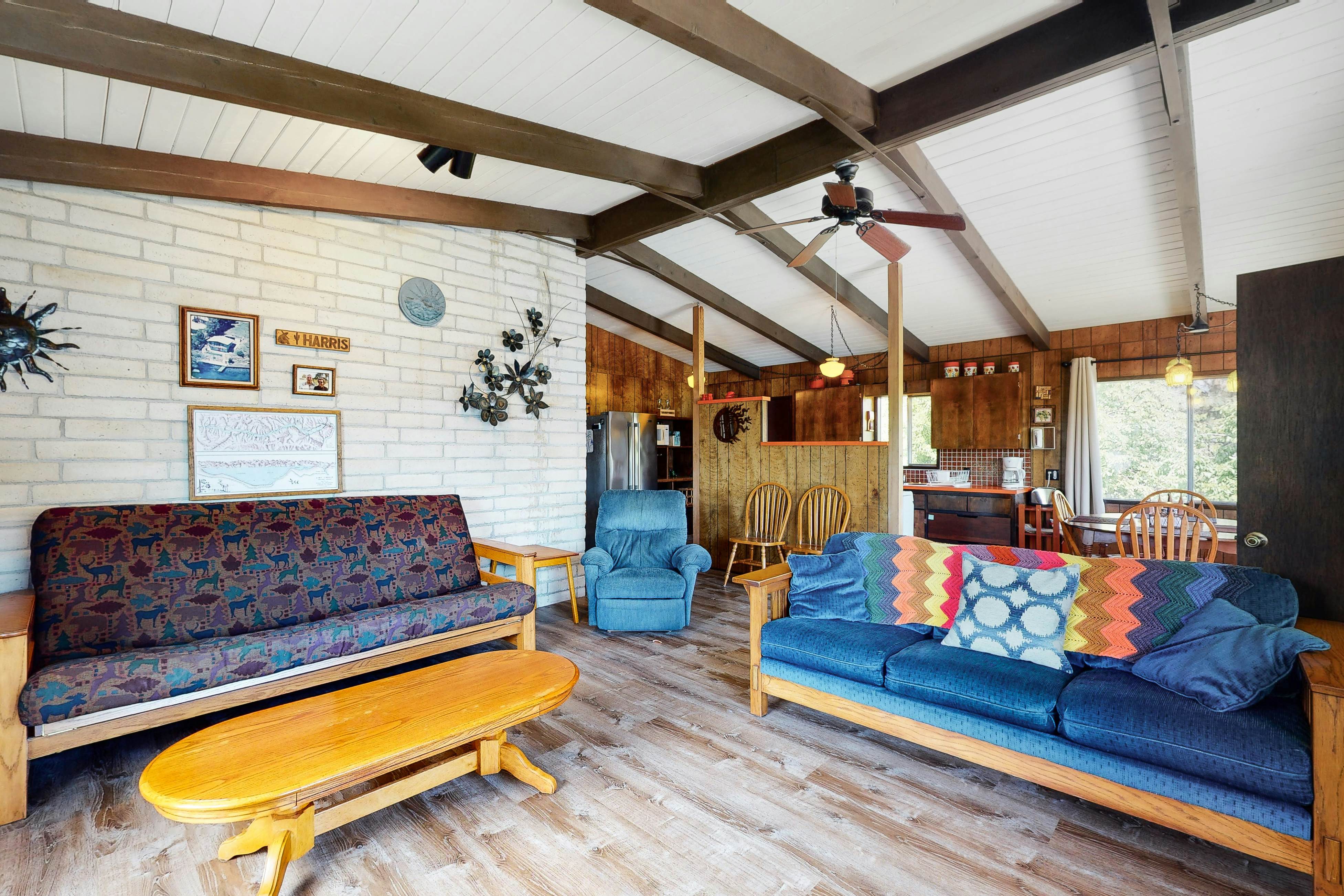 Chelan Vacation Rentals, House Rentals, Cabins Vacasa