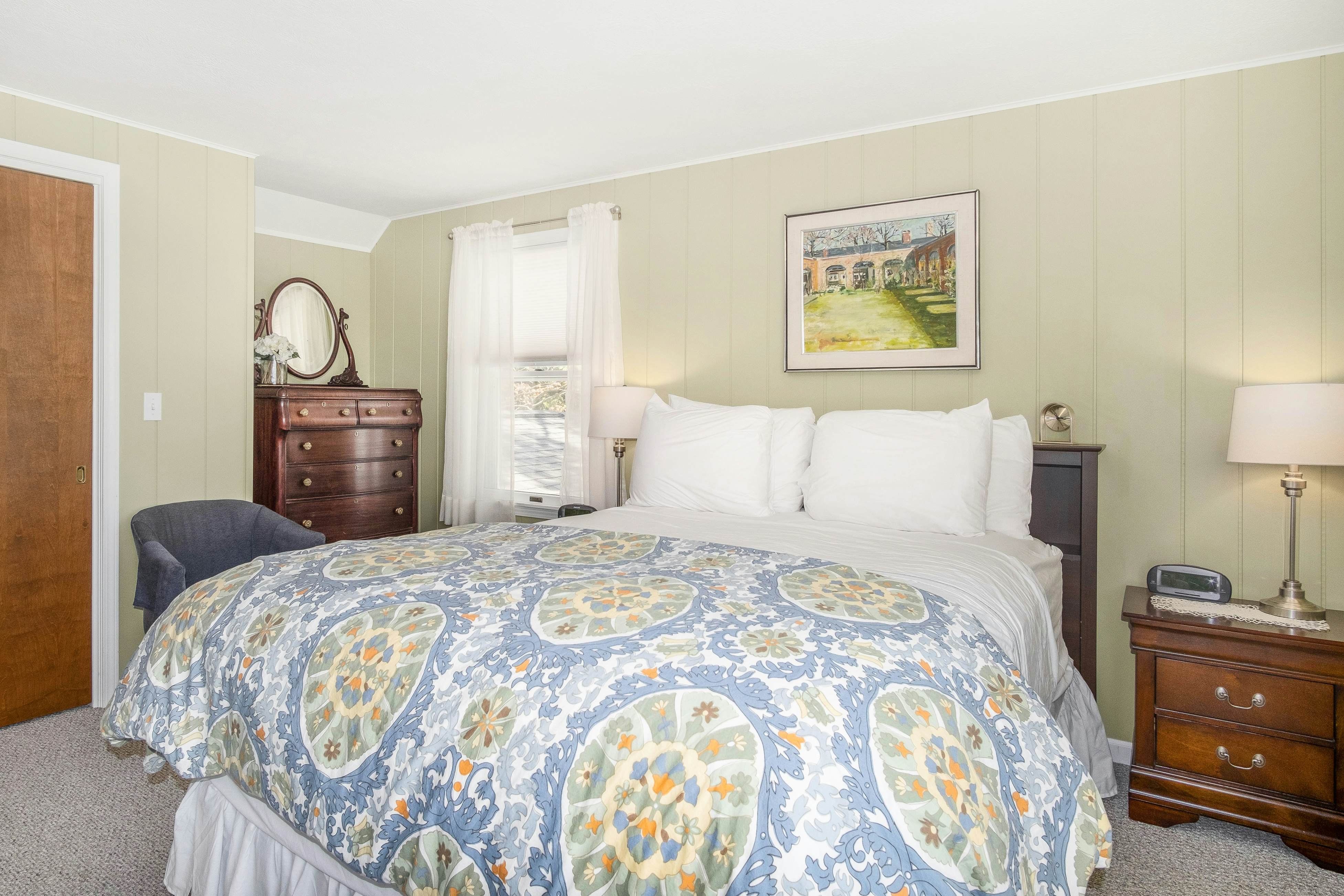 Agua Bella 3 BD Beulah, MI Vacation Rental Vacasa