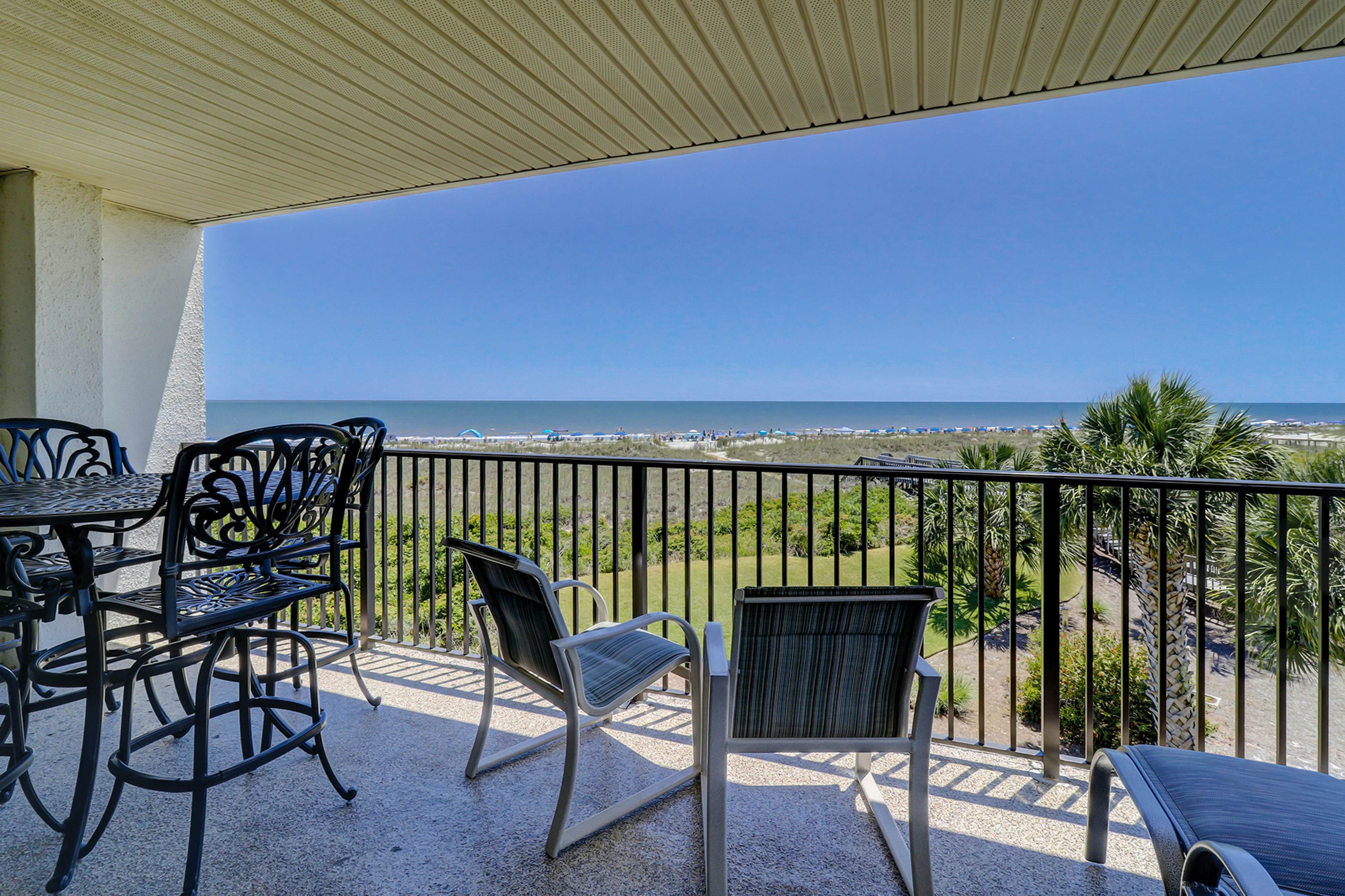 Sea Cloisters 208 | 2 BD Hilton Head, SC Vacation Rental | Vacasa