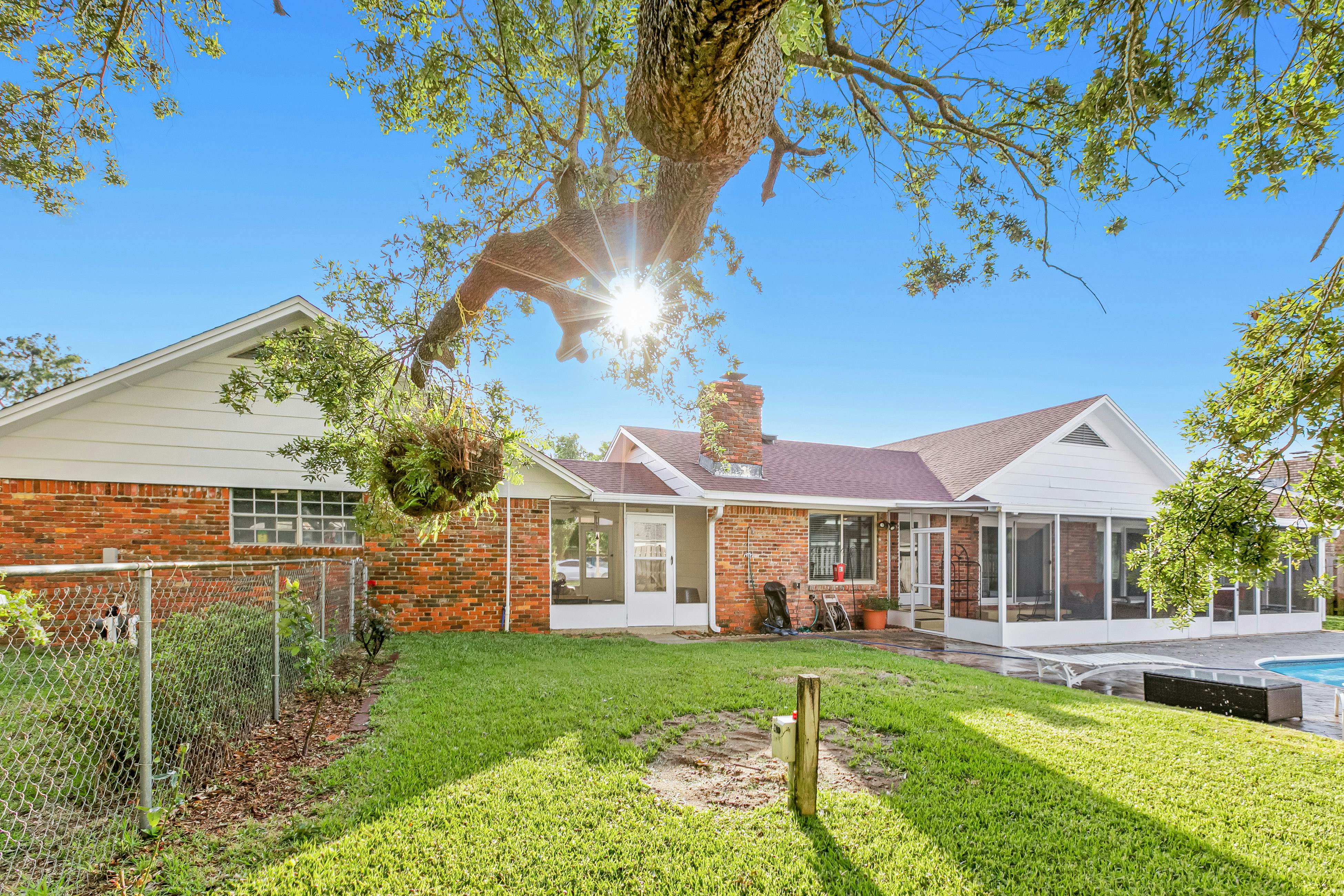 Gulf Breeze Proper 3 BD Gulf Breeze, FL Vacation Rental Vacasa