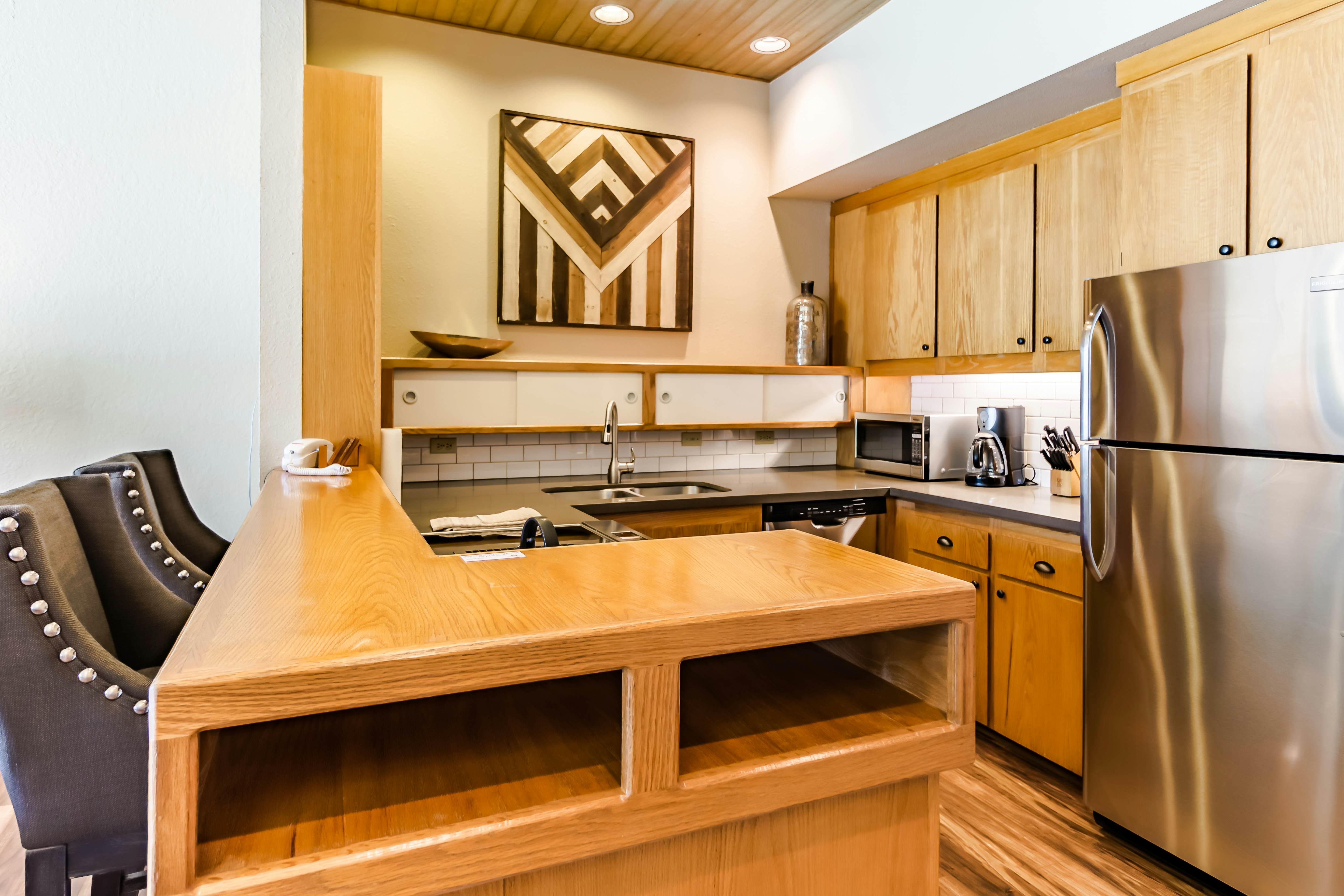 Lake Chelan Shores - Spirit of the Cascades #1-2