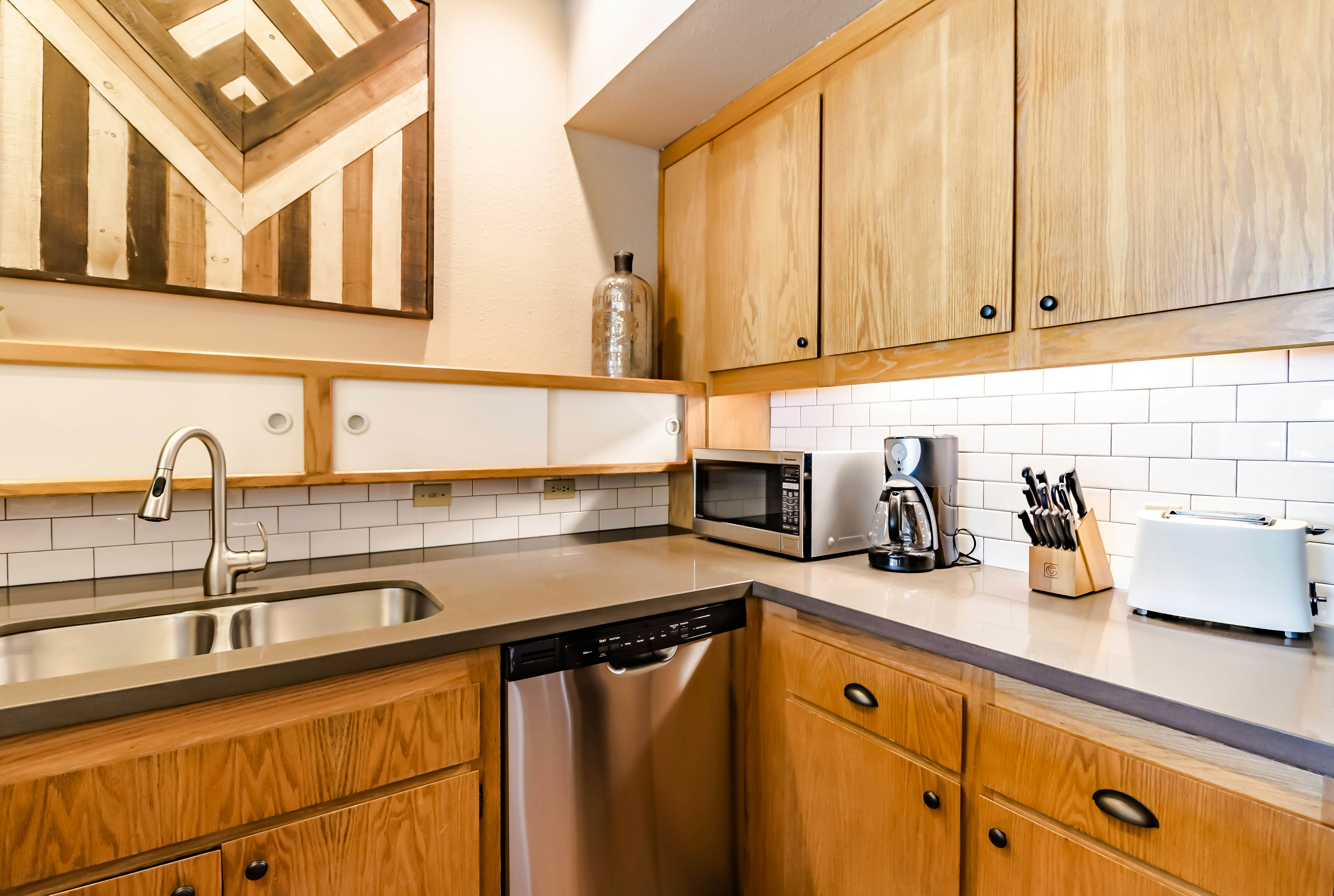 Lake Chelan Shores - Spirit of the Cascades #1-2