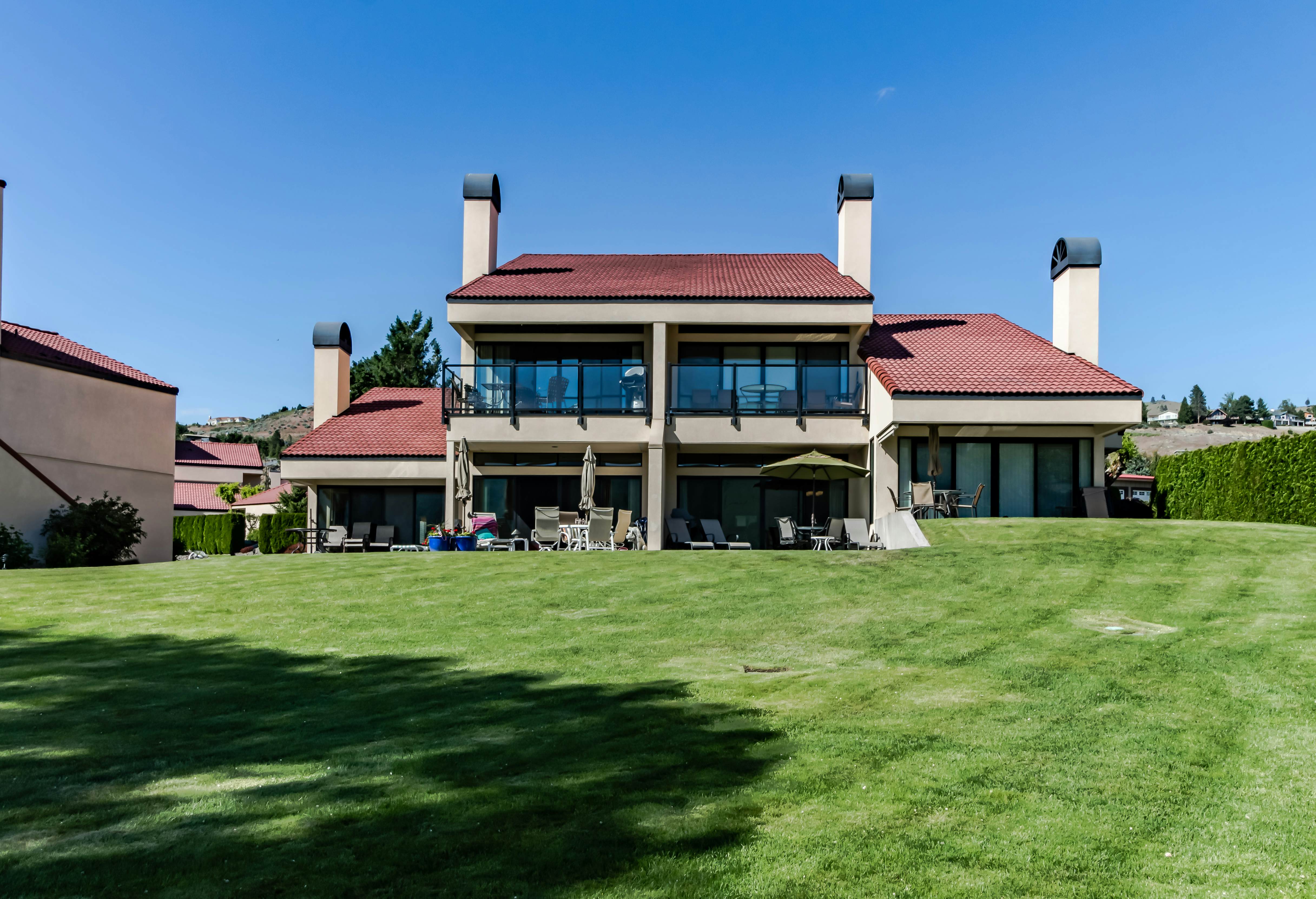 Lake Chelan Shores - Spirit of the Cascades #1-2