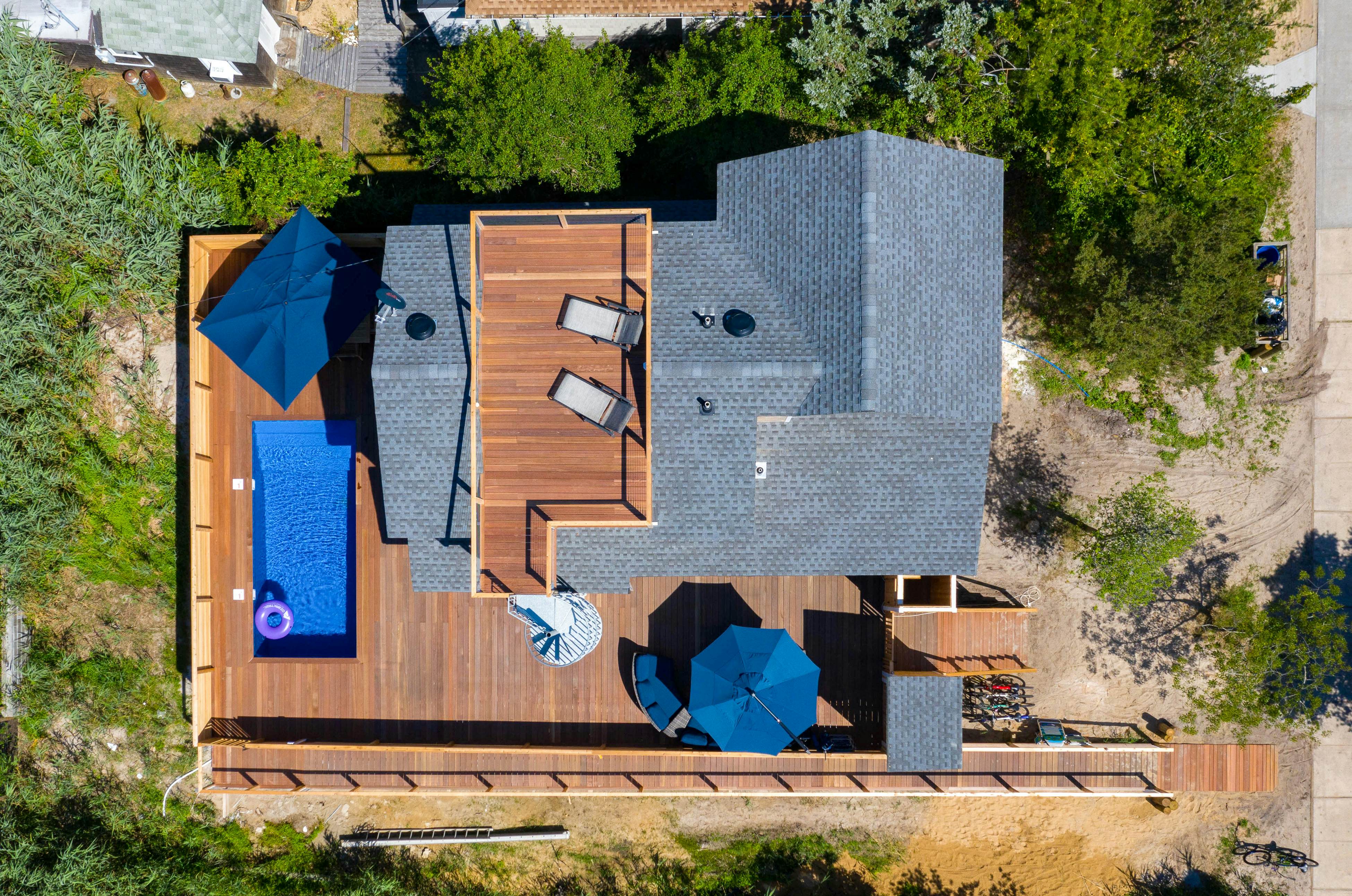 Poolside Chic by the Sea